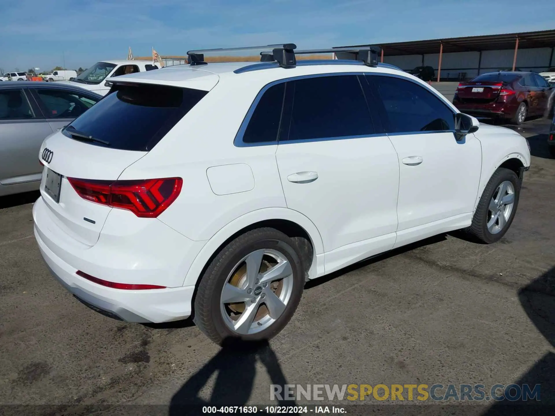 4 Photograph of a damaged car WA1AECF34K1075235 AUDI Q3 2019