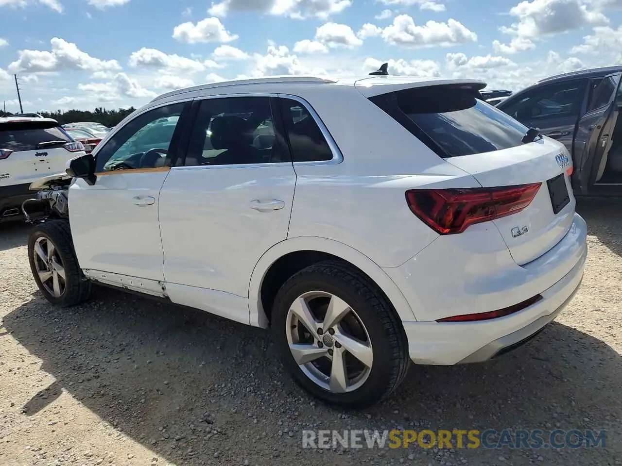 2 Photograph of a damaged car WA1AECF34K1077972 AUDI Q3 2019