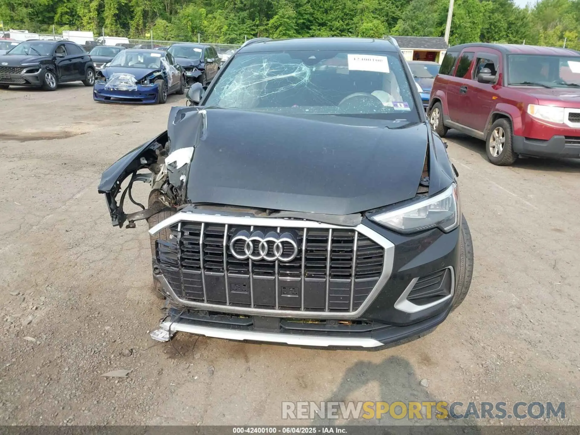 12 Photograph of a damaged car WA1AECF34K1080063 AUDI Q3 2019