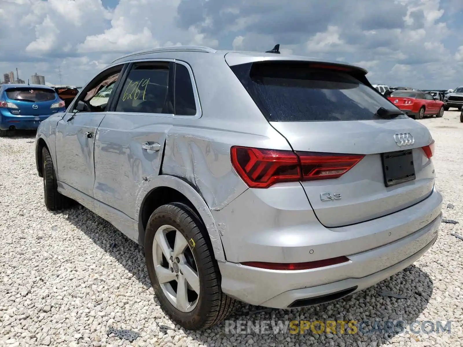 3 Photograph of a damaged car WA1AECF3XK1071769 AUDI Q3 2019