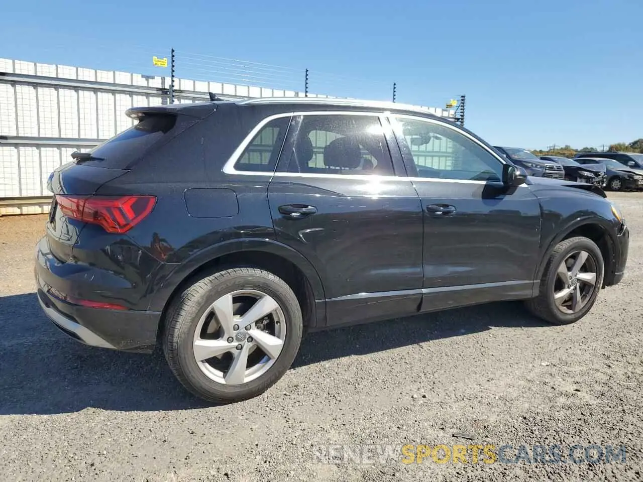 3 Photograph of a damaged car WA1AECF3XK1076650 AUDI Q3 2019