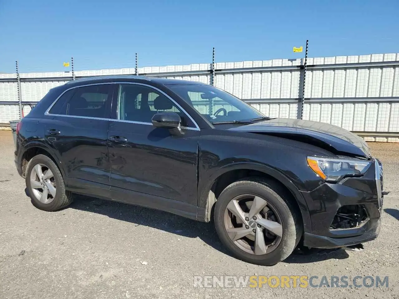 4 Photograph of a damaged car WA1AECF3XK1076650 AUDI Q3 2019