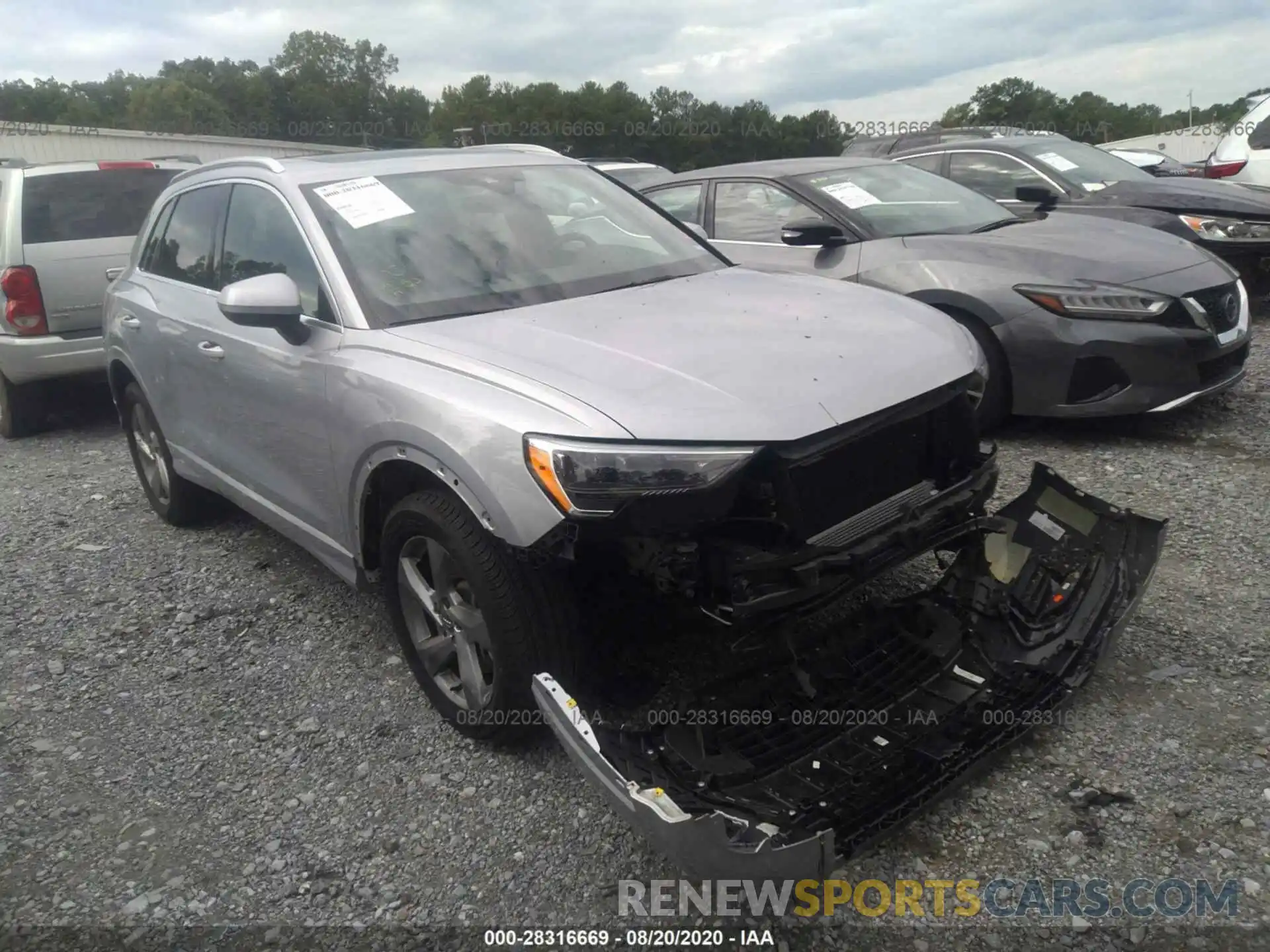 1 Photograph of a damaged car WA1AECF3XK1078575 AUDI Q3 2019