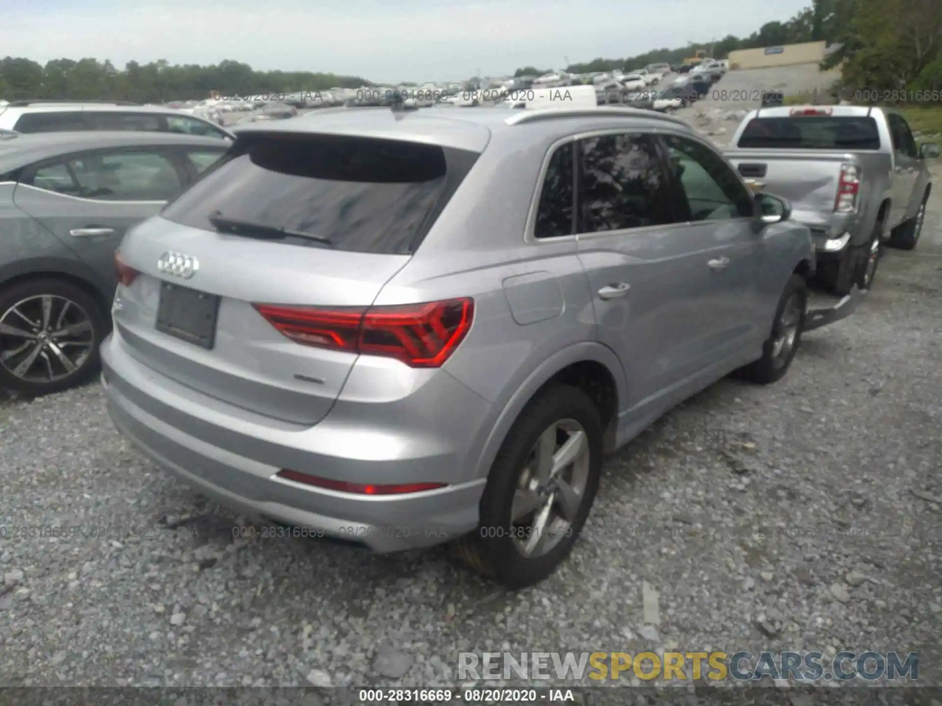 4 Photograph of a damaged car WA1AECF3XK1078575 AUDI Q3 2019