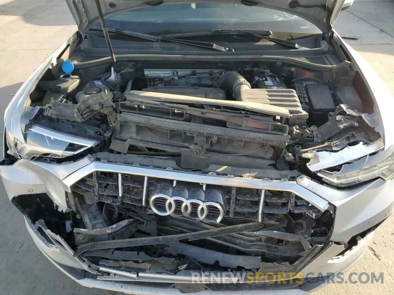 11 Photograph of a damaged car WA1BECF32K1073178 AUDI Q3 2019