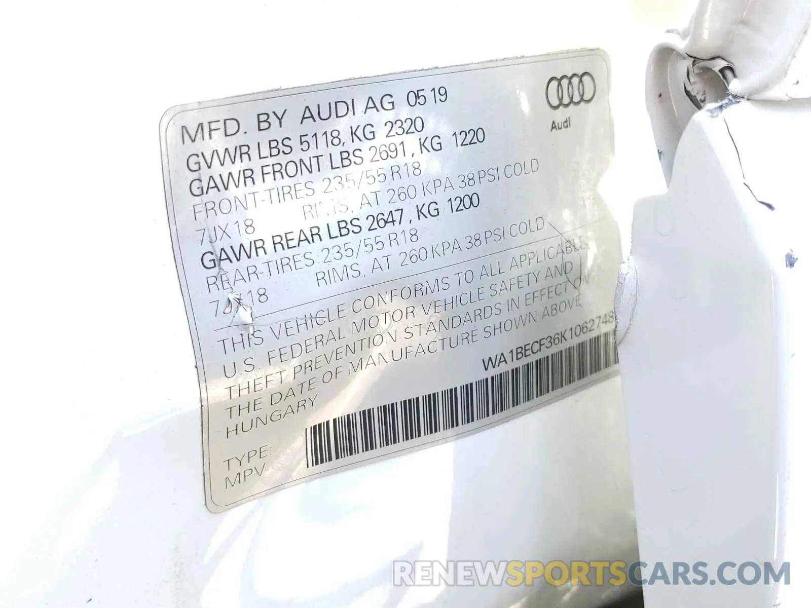 10 Photograph of a damaged car WA1BECF36K1062748 AUDI Q3 2019