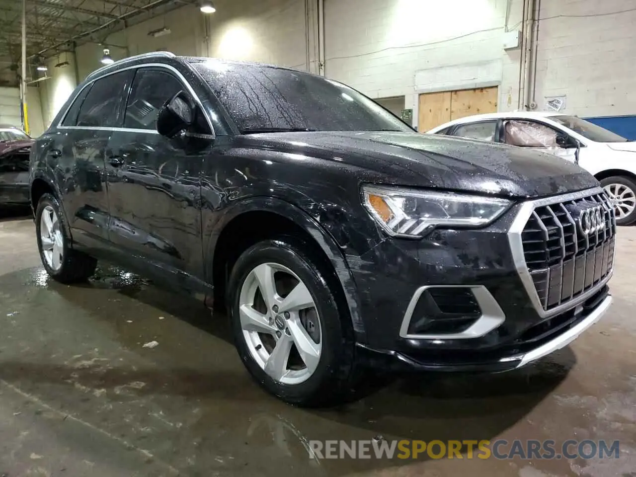 4 Photograph of a damaged car WA1BECF38K1065134 AUDI Q3 2019