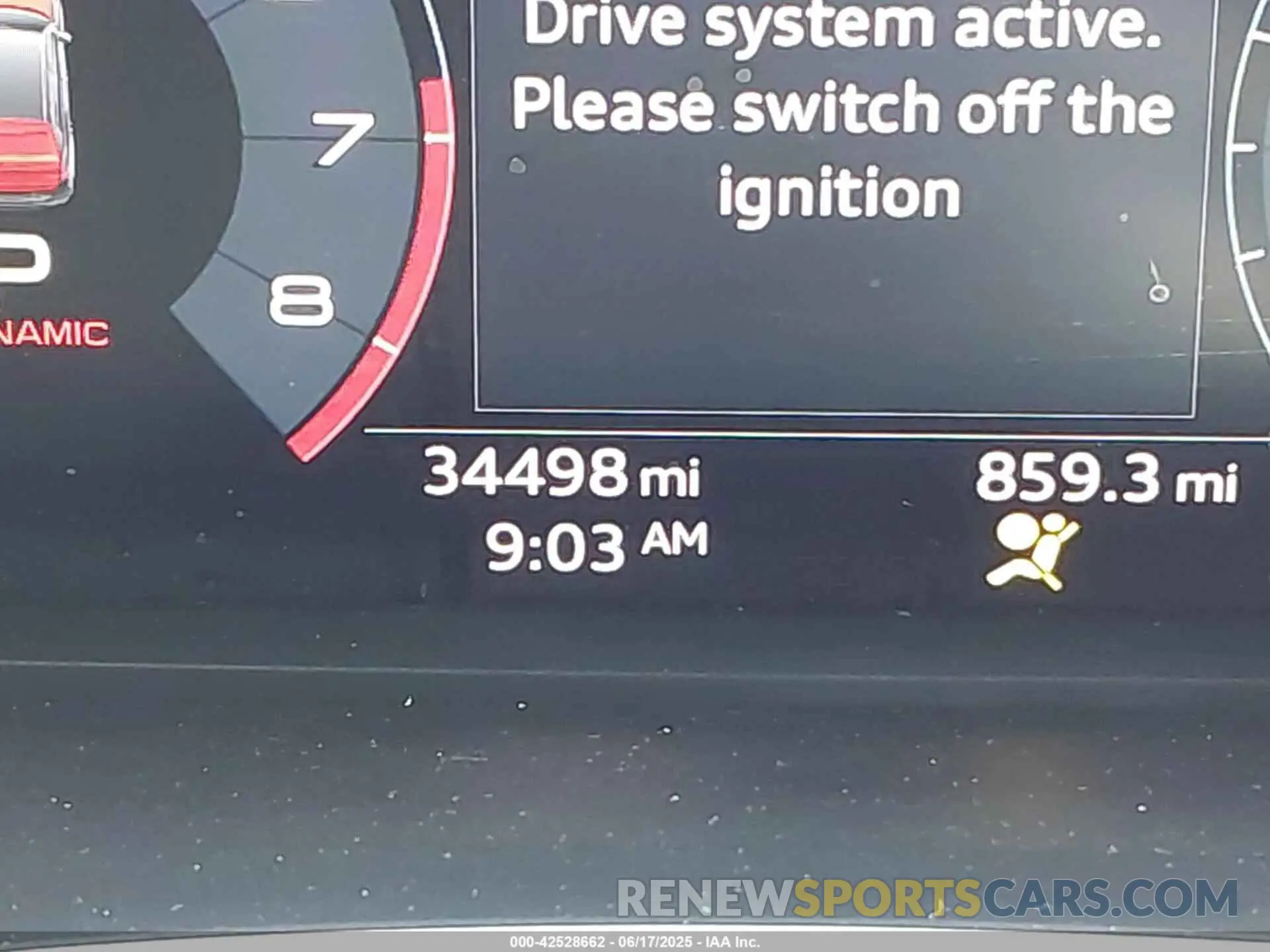 15 Photograph of a damaged car WA1DECF32K1084030 AUDI Q3 2019