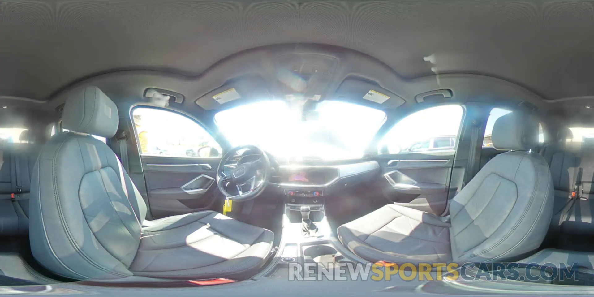 15 Photograph of a damaged car WA1DECF34K1082280 AUDI Q3 2019
