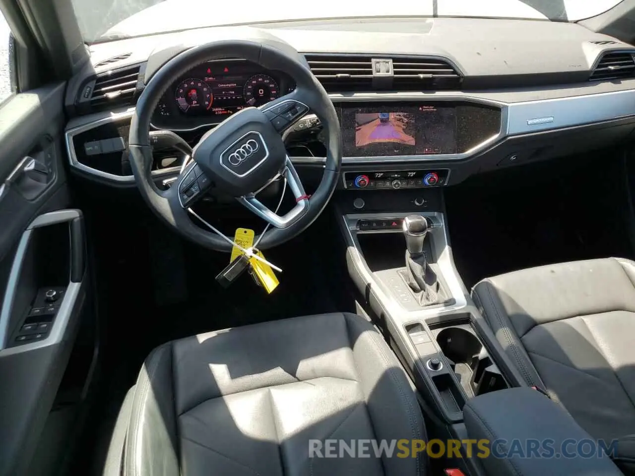 8 Photograph of a damaged car WA1DECF34K1082280 AUDI Q3 2019