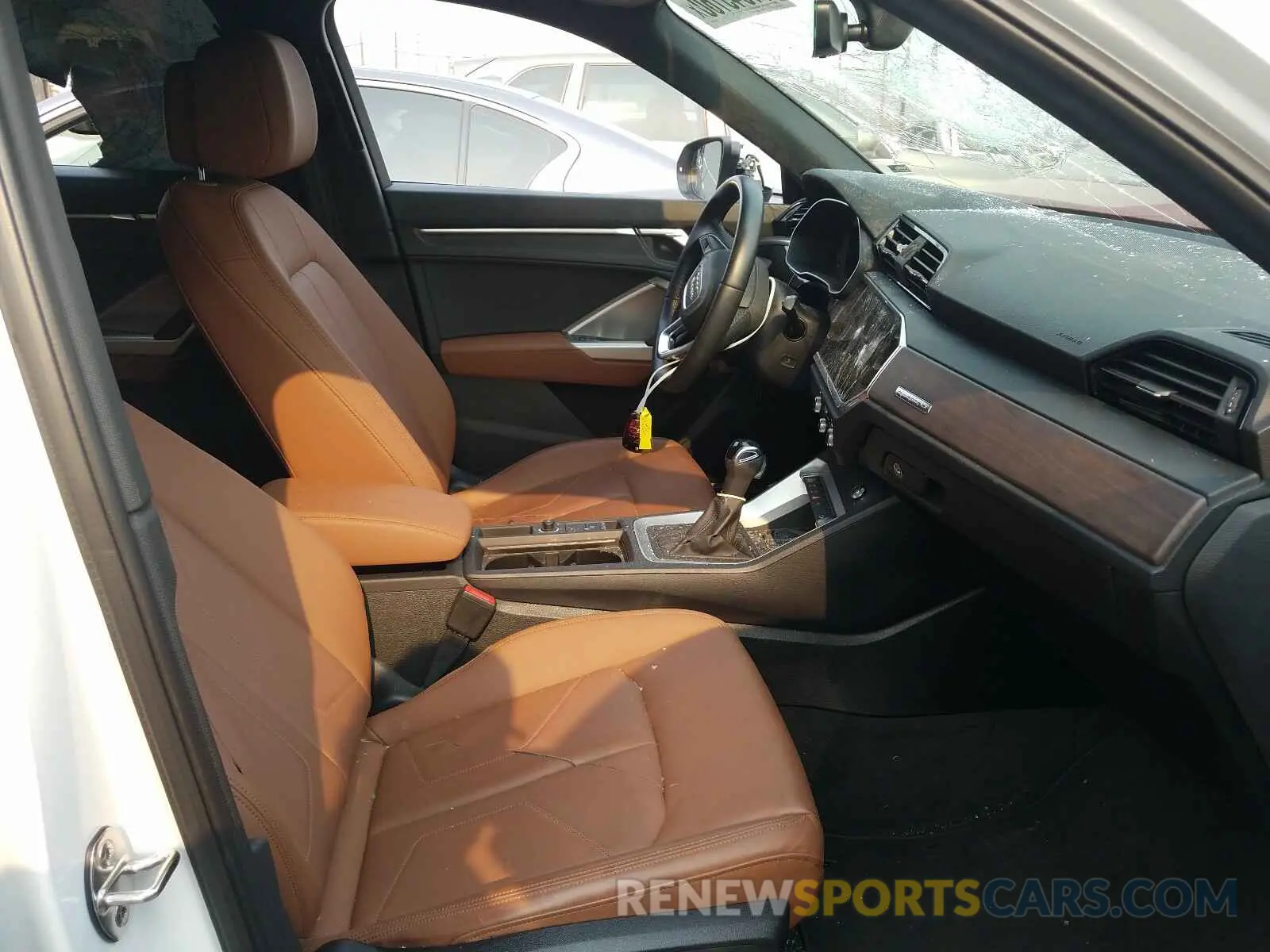 5 Photograph of a damaged car WA1EECF30K1071359 AUDI Q3 2019