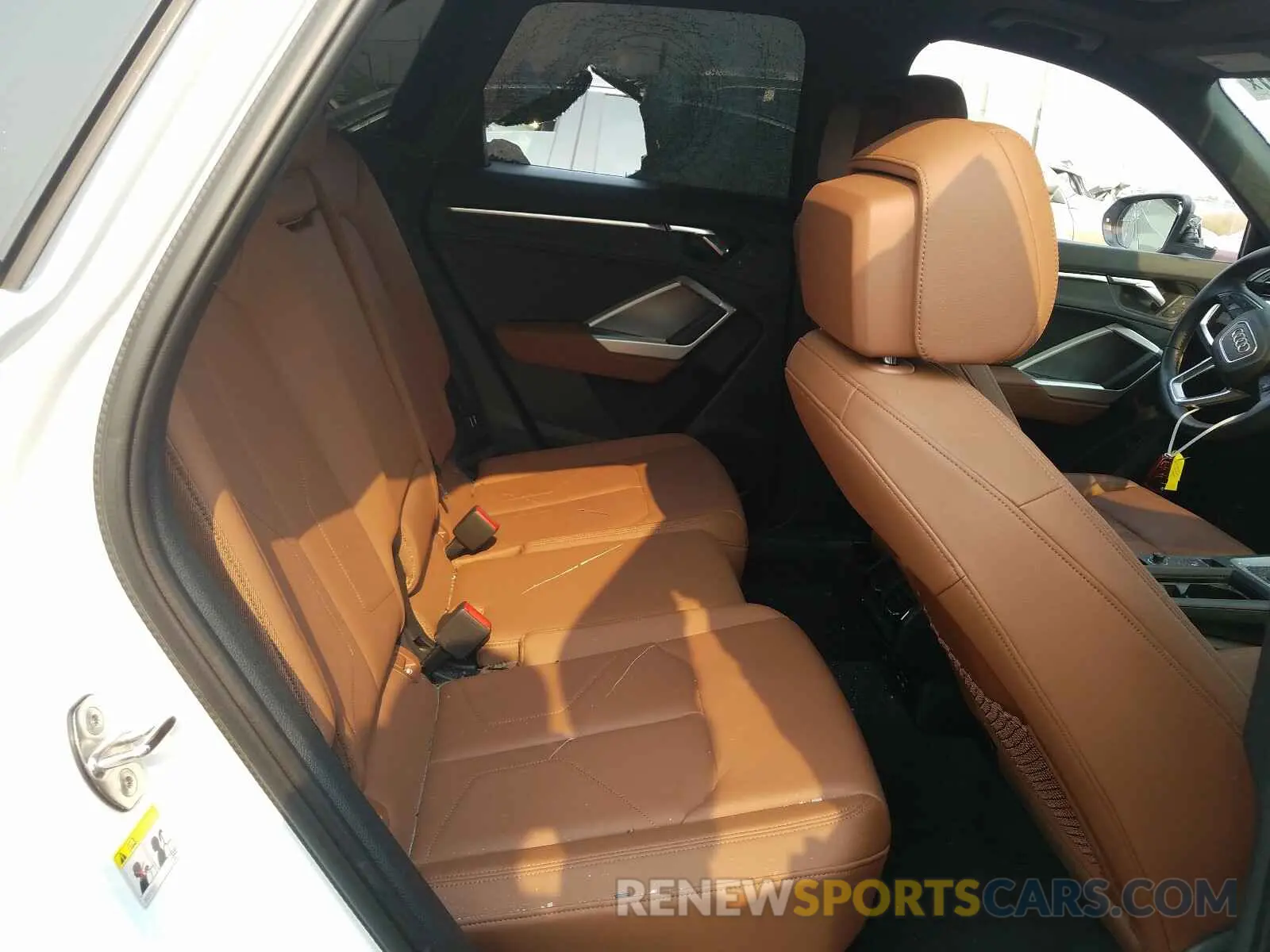 6 Photograph of a damaged car WA1EECF30K1071359 AUDI Q3 2019
