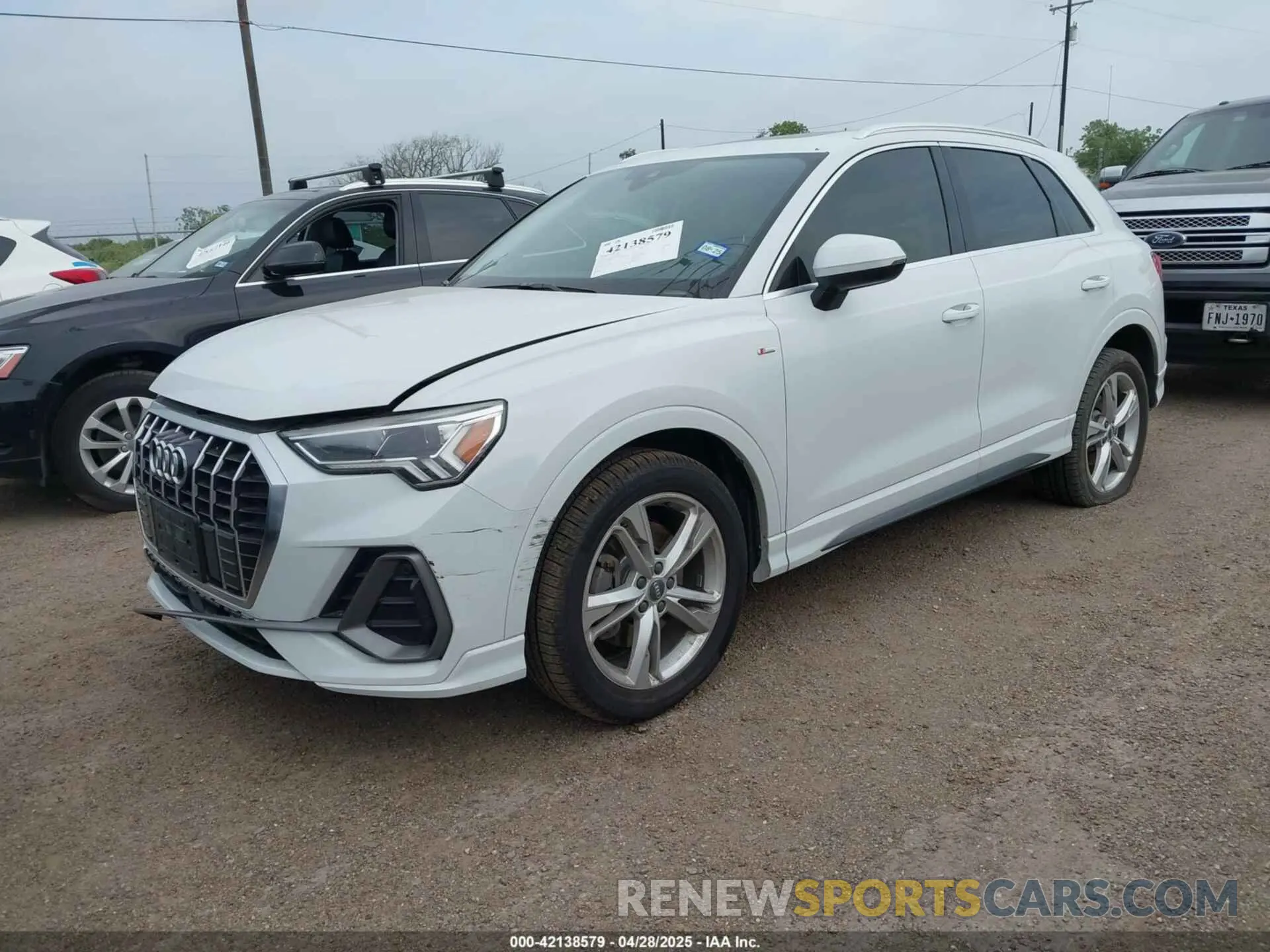 2 Photograph of a damaged car WA1EECF31K1067899 AUDI Q3 2019