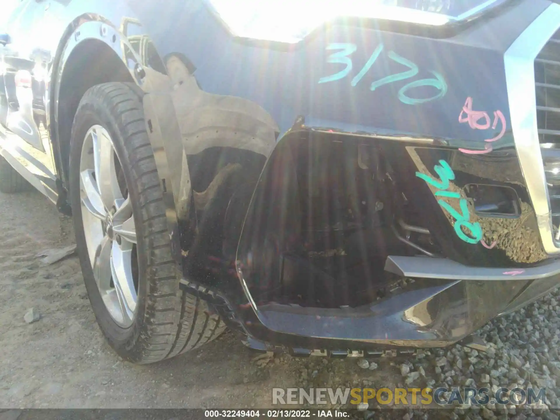 6 Photograph of a damaged car WA1EECF32K1062209 AUDI Q3 2019