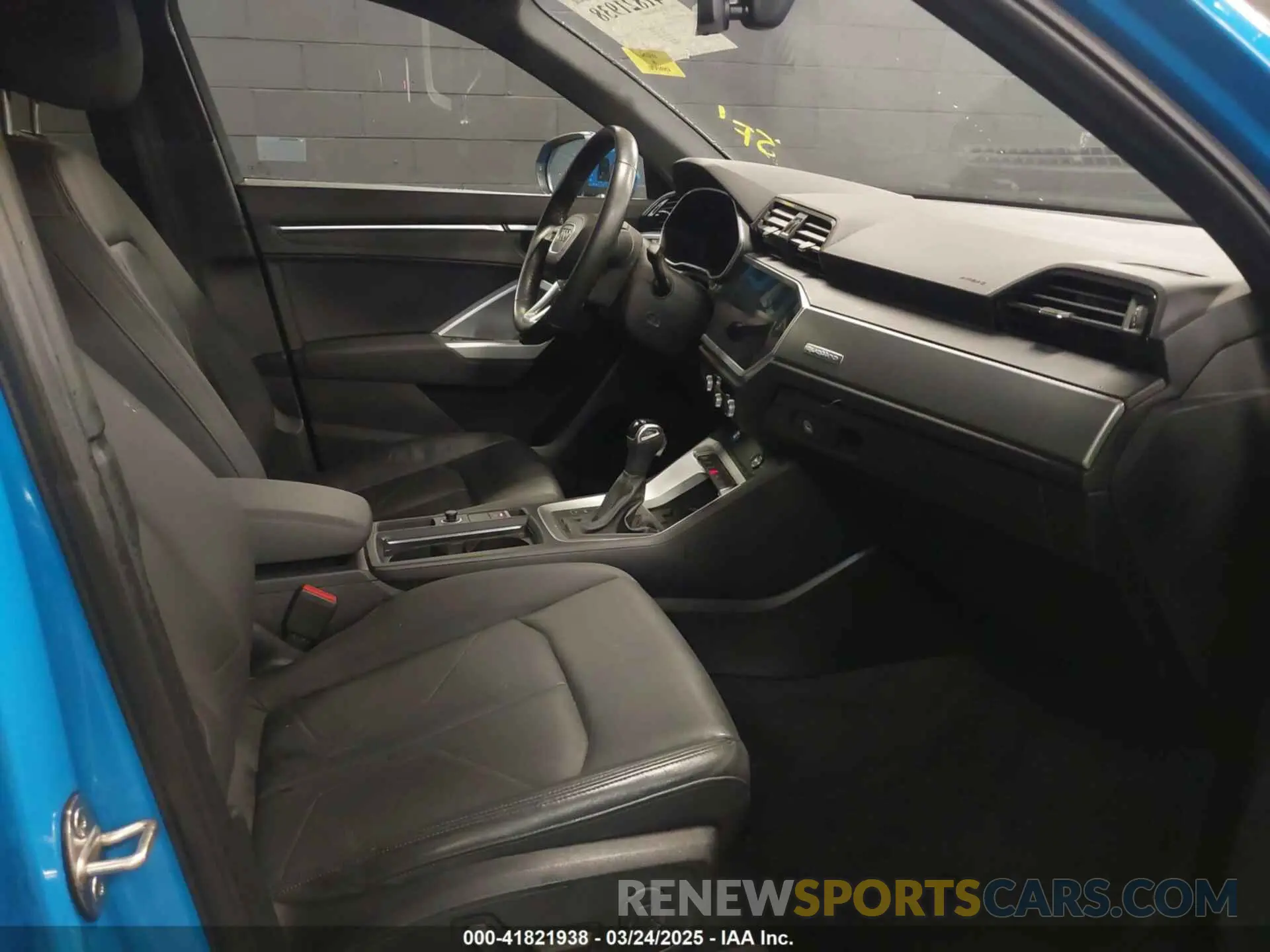 5 Photograph of a damaged car WA1EECF33K1084770 AUDI Q3 2019
