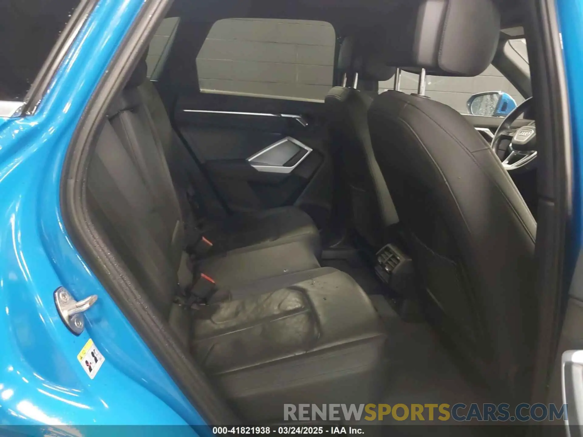 8 Photograph of a damaged car WA1EECF33K1084770 AUDI Q3 2019