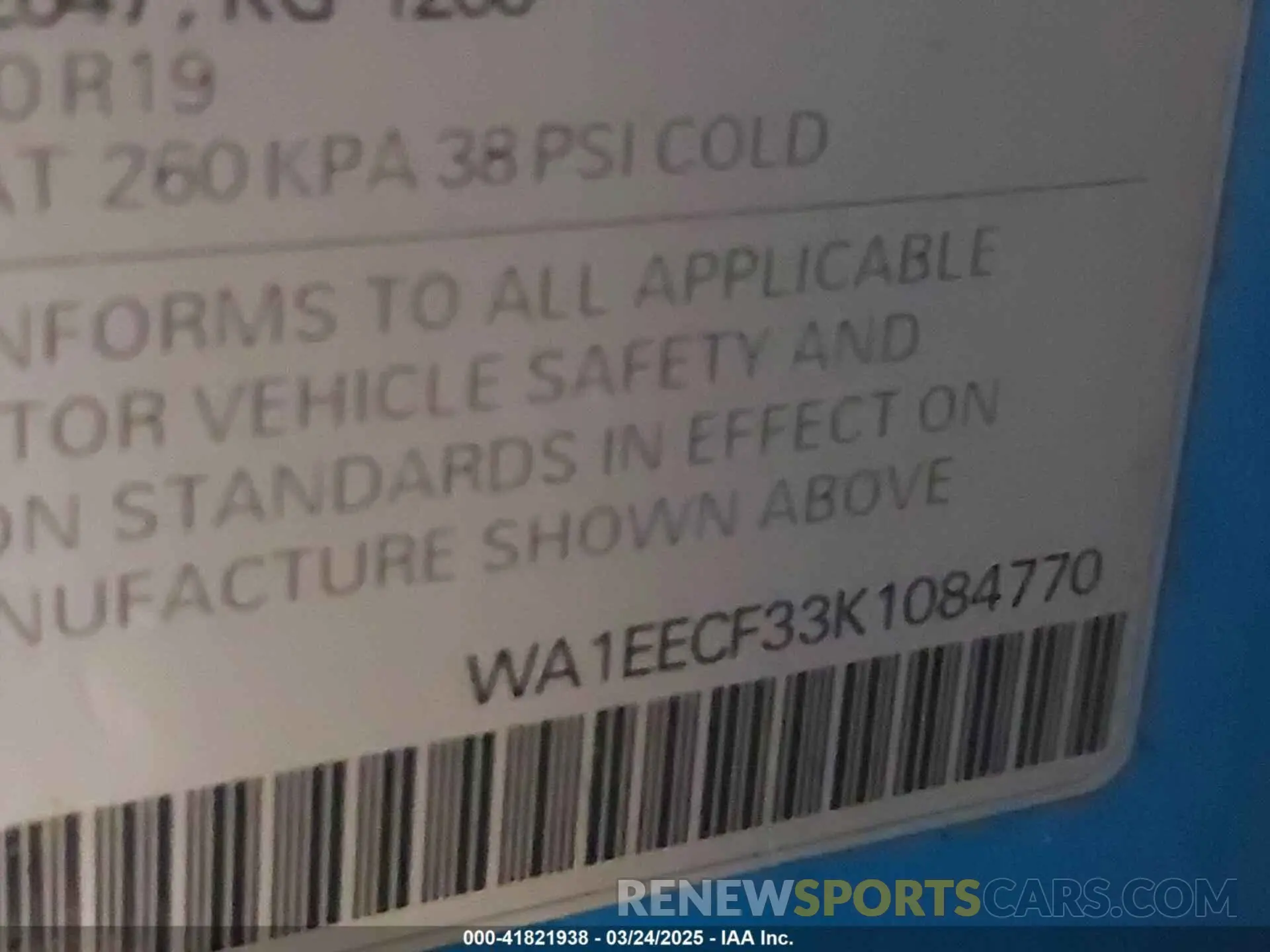 9 Photograph of a damaged car WA1EECF33K1084770 AUDI Q3 2019