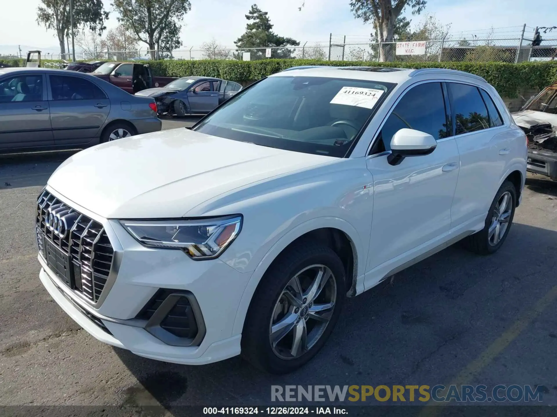 2 Photograph of a damaged car WA1EECF35K1071194 AUDI Q3 2019