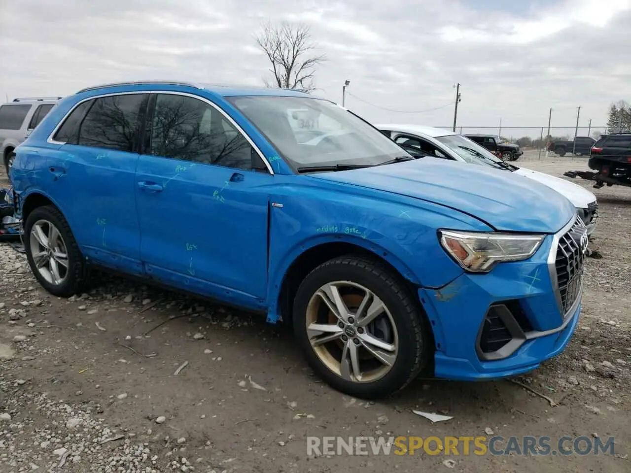 4 Photograph of a damaged car WA1EECF39K1088046 AUDI Q3 2019