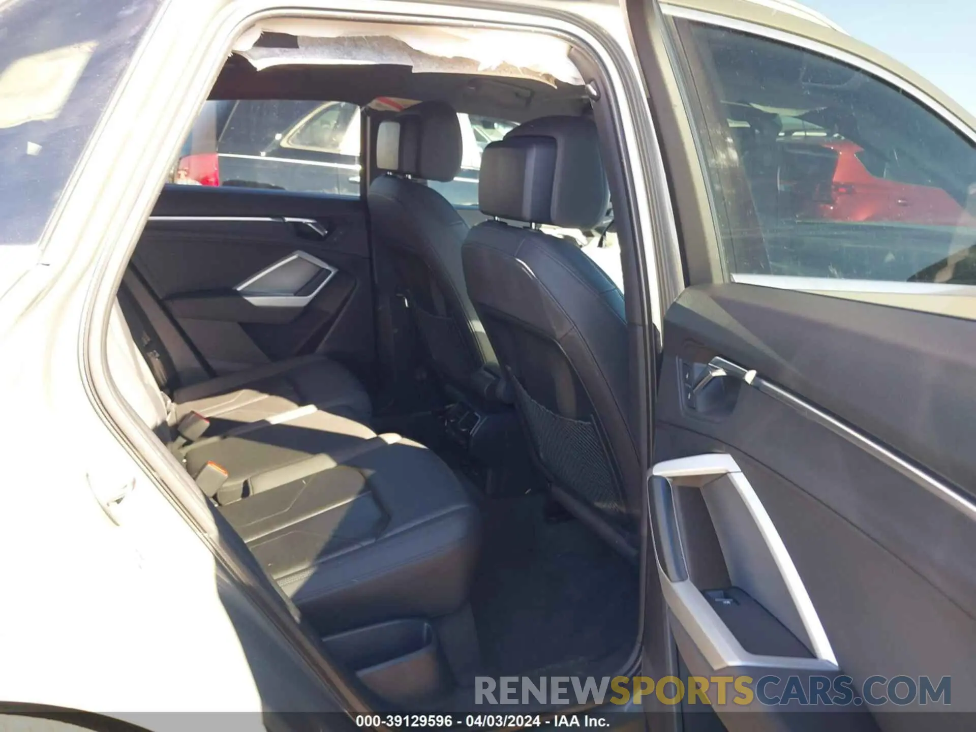 8 Photograph of a damaged car WA1AECF30L1007967 AUDI Q3 2020