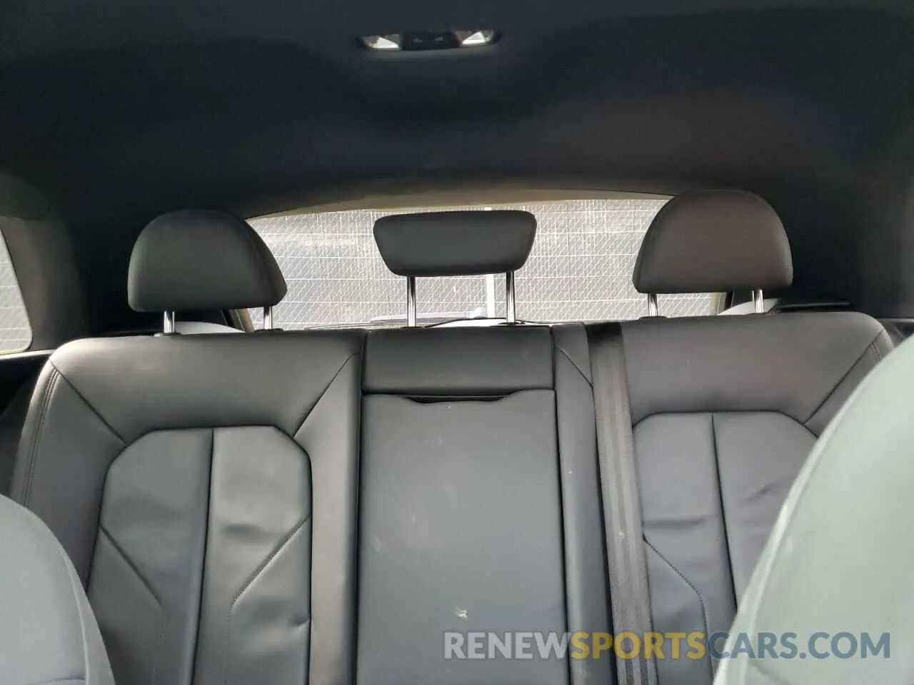 10 Photograph of a damaged car WA1AECF30L1025756 AUDI Q3 2020