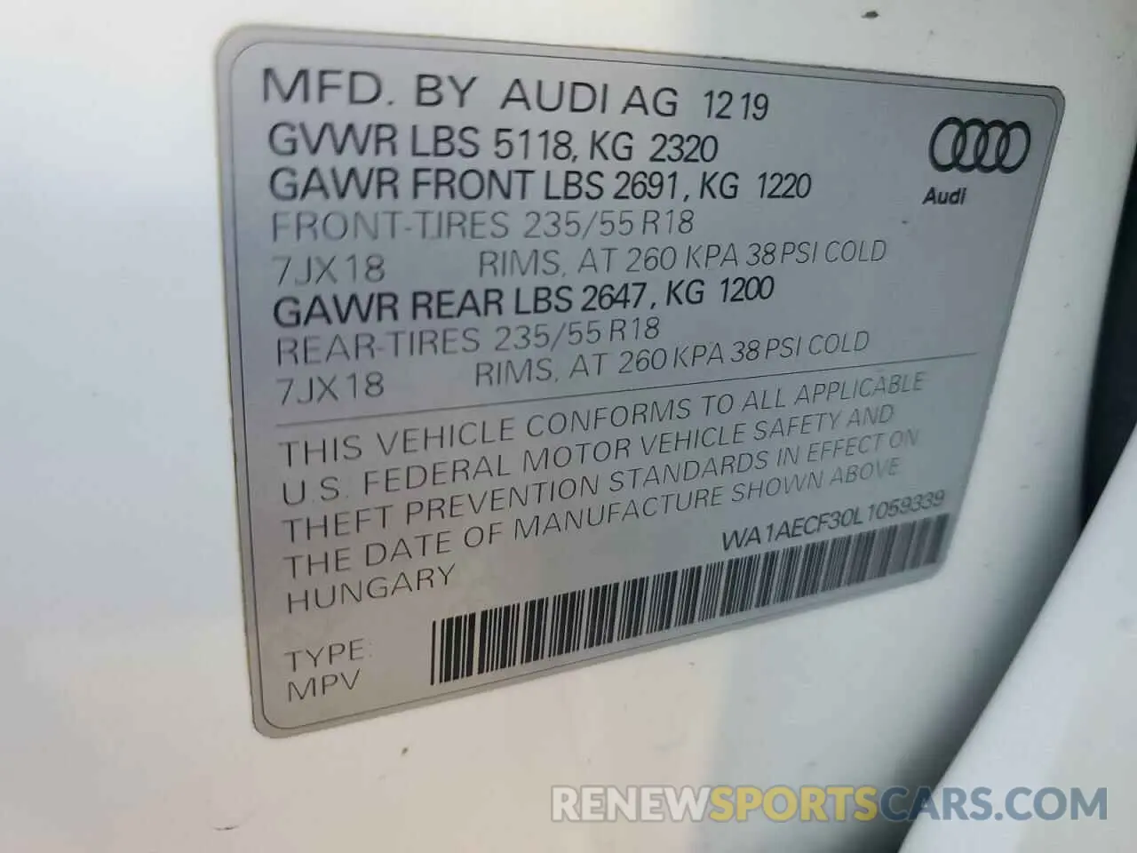 13 Photograph of a damaged car WA1AECF30L1059339 AUDI Q3 2020