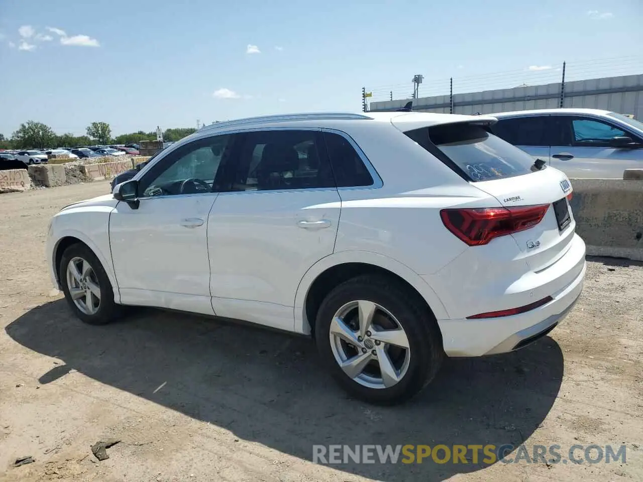 2 Photograph of a damaged car WA1AECF30L1068896 AUDI Q3 2020