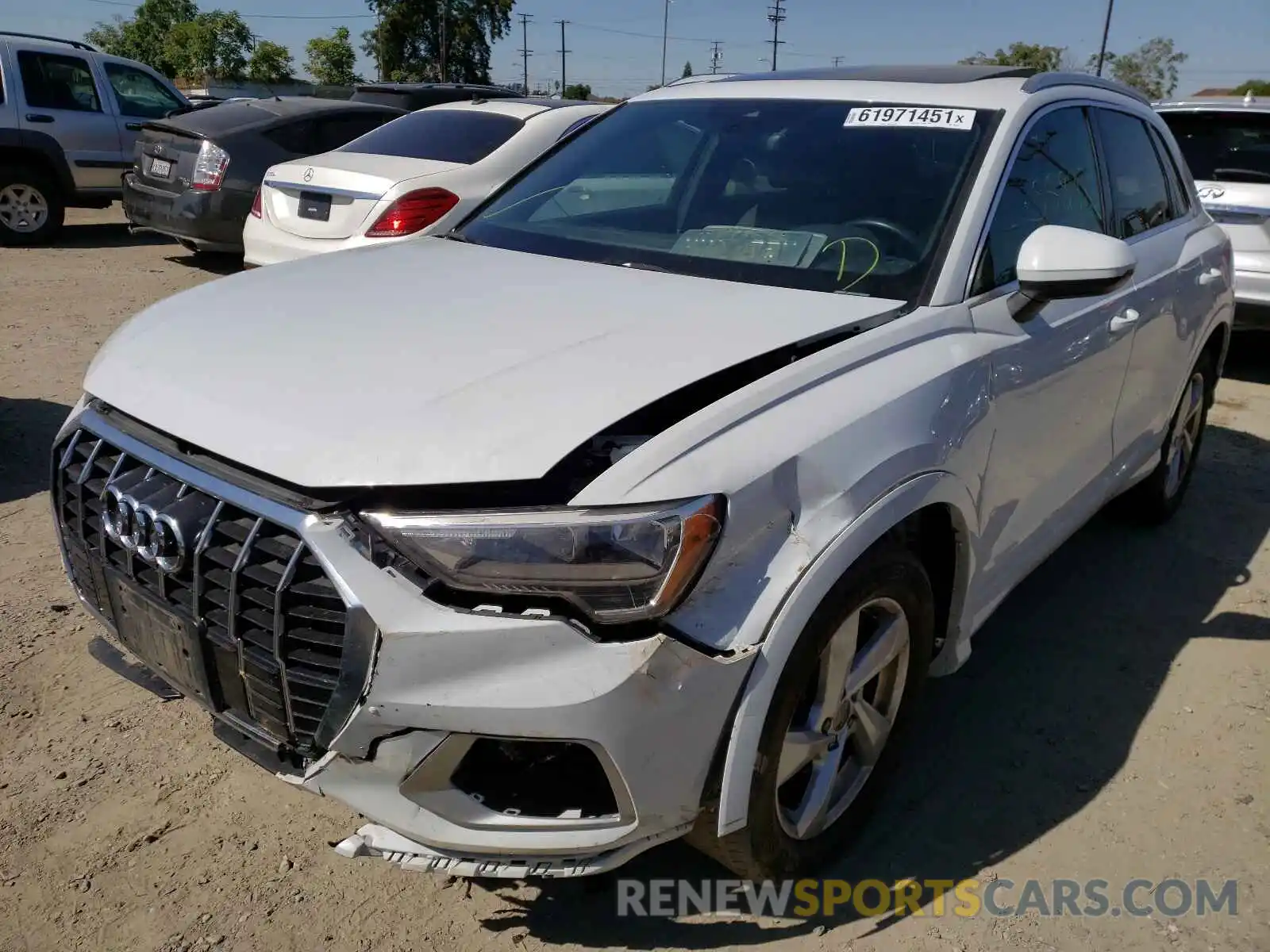 2 Photograph of a damaged car WA1AECF31L1024809 AUDI Q3 2020