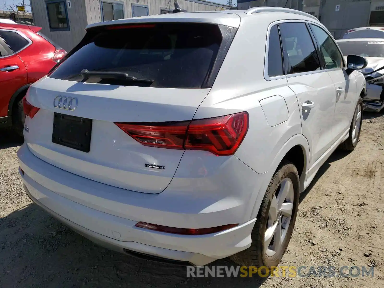 4 Photograph of a damaged car WA1AECF31L1024809 AUDI Q3 2020