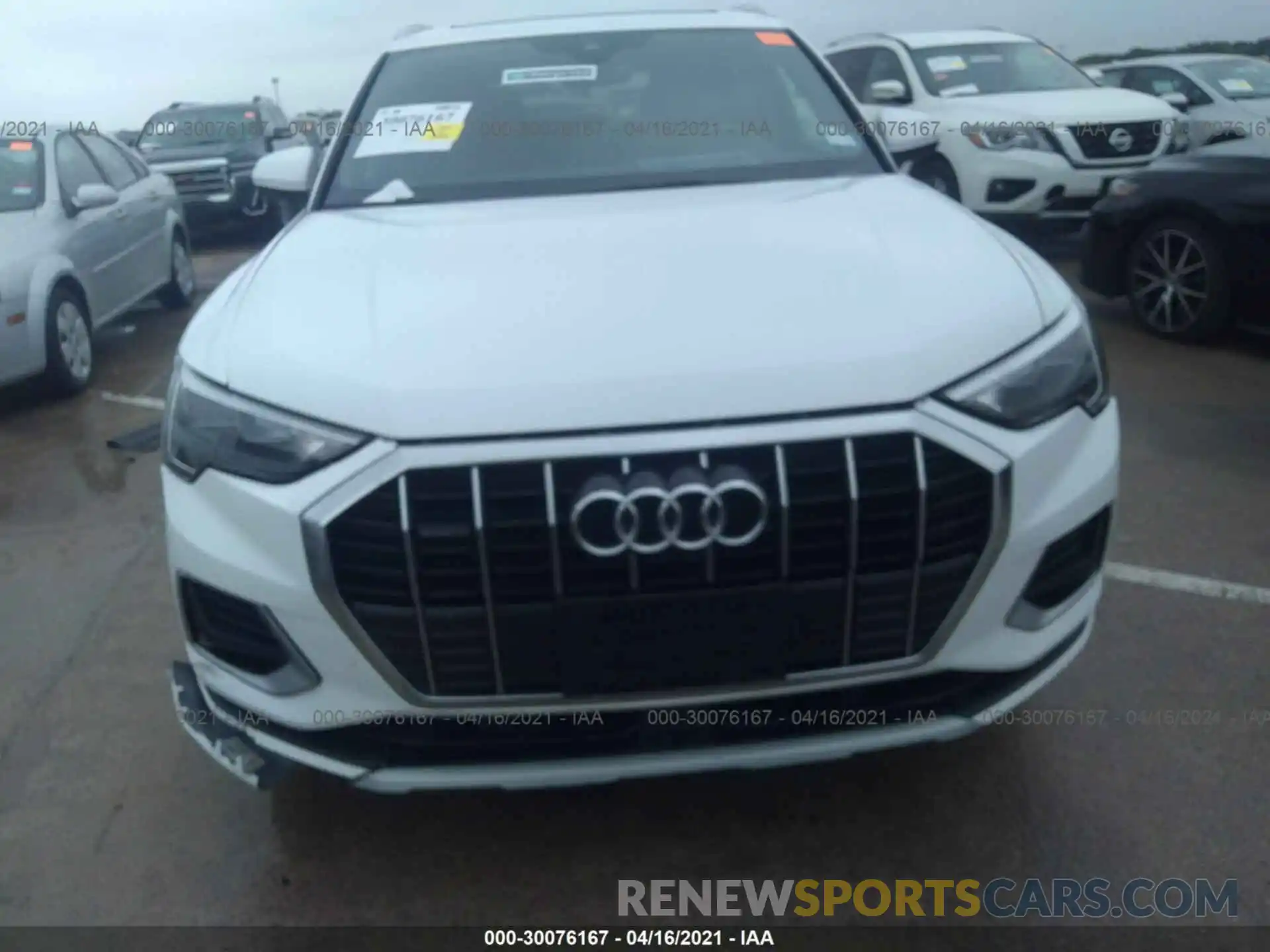 6 Photograph of a damaged car WA1AECF31L1032134 AUDI Q3 2020