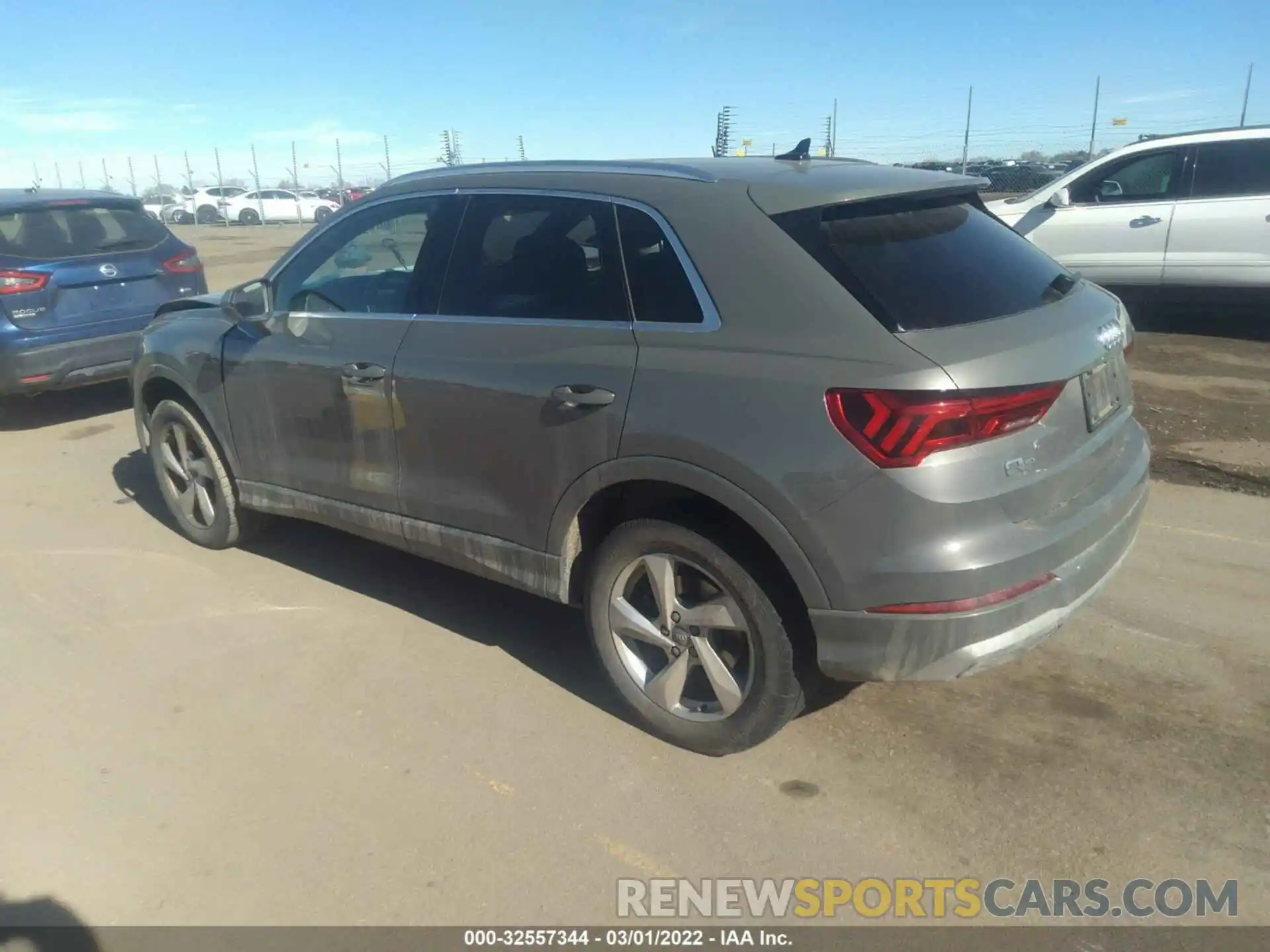 3 Photograph of a damaged car WA1AECF31L1035048 AUDI Q3 2020