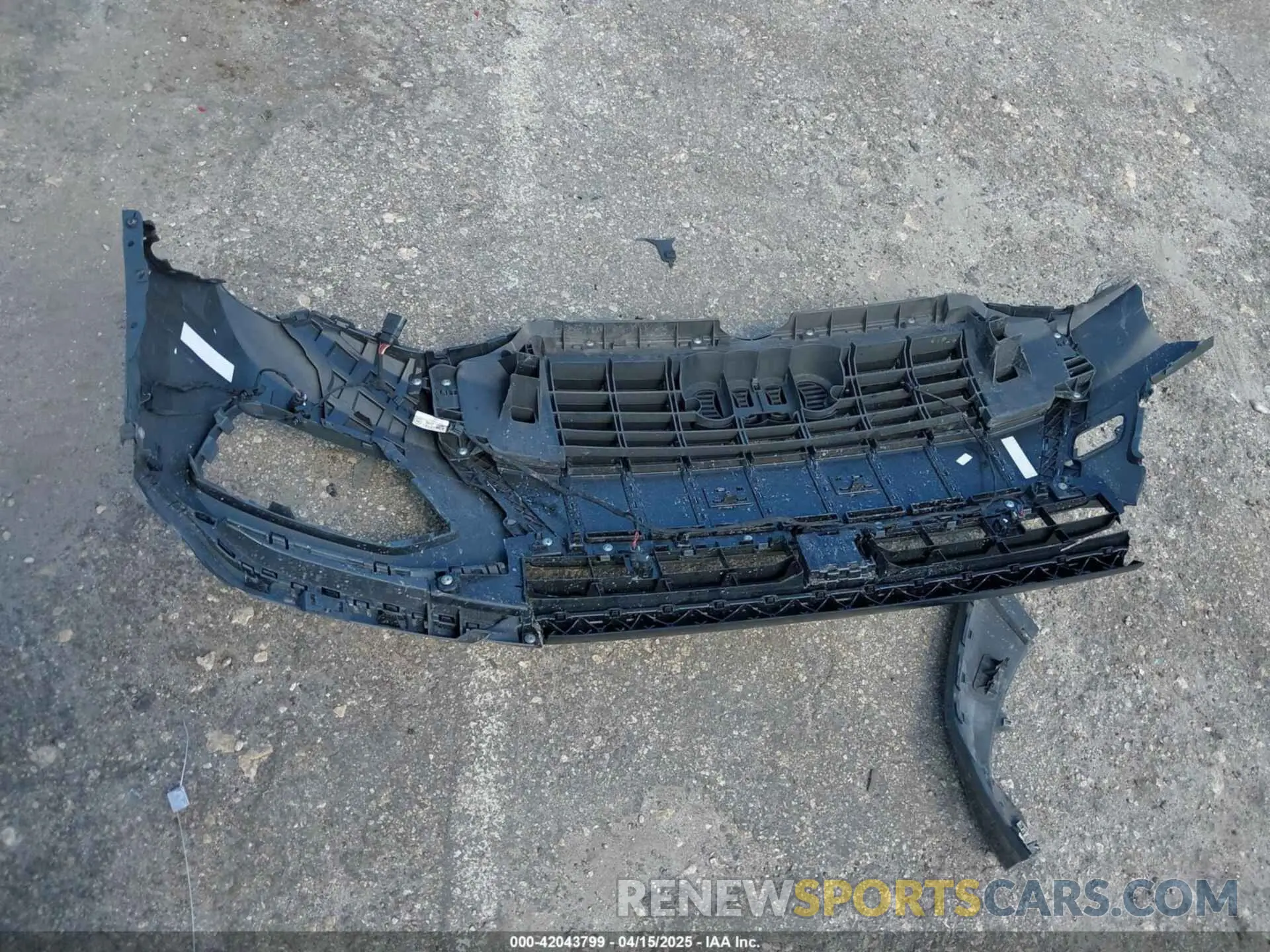 12 Photograph of a damaged car WA1AECF31L1043778 AUDI Q3 2020