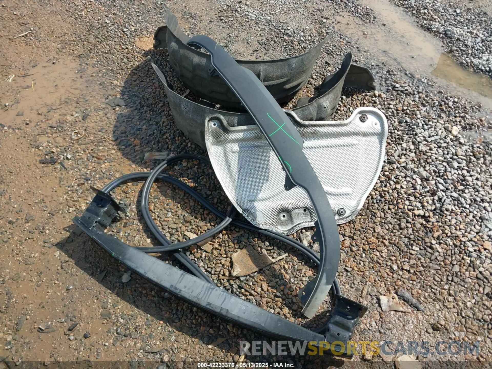12 Photograph of a damaged car WA1AECF31L1052769 AUDI Q3 2020