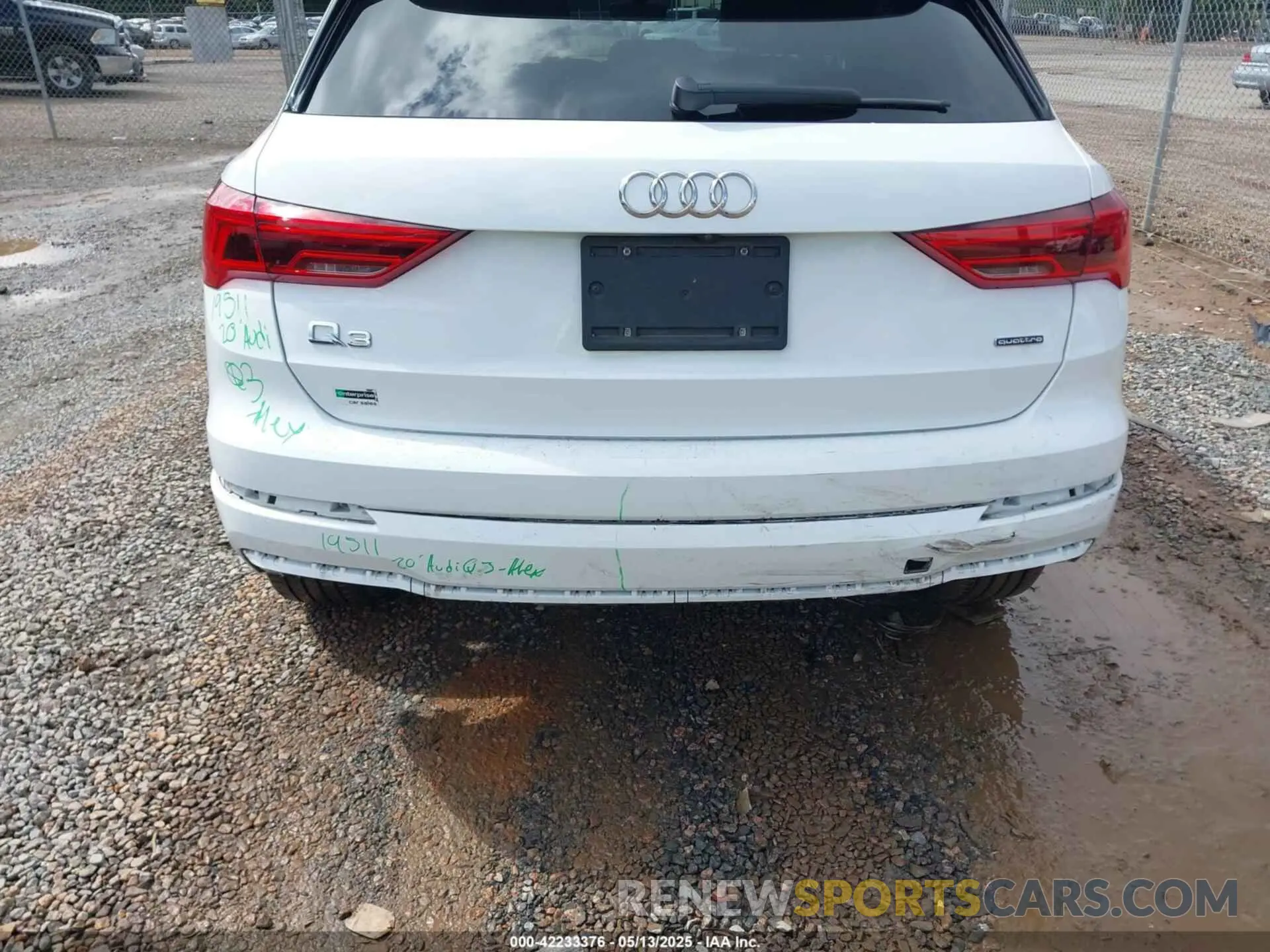 6 Photograph of a damaged car WA1AECF31L1052769 AUDI Q3 2020