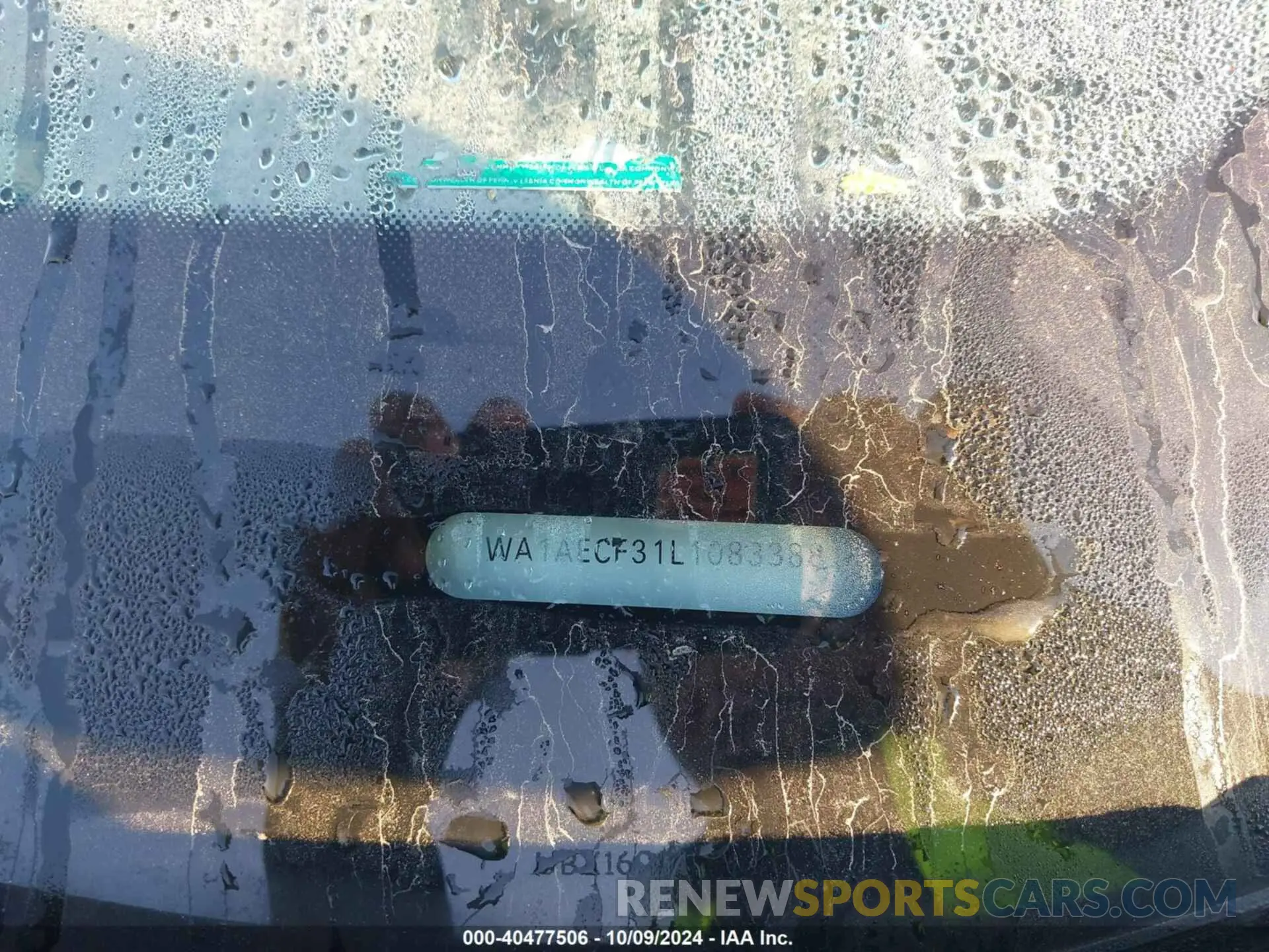 9 Photograph of a damaged car WA1AECF31L1083388 AUDI Q3 2020