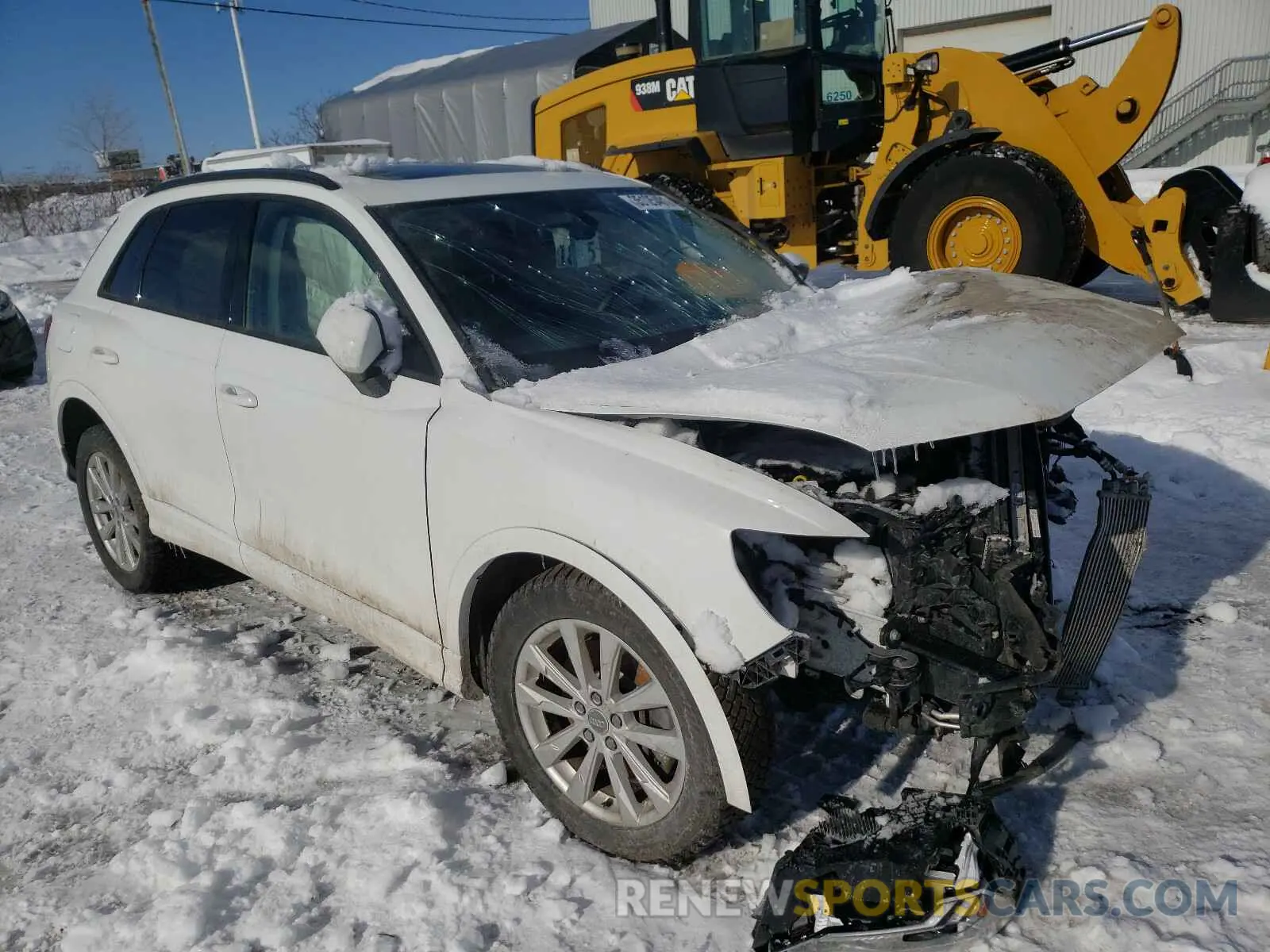 1 Photograph of a damaged car WA1AECF32L1007081 AUDI Q3 2020