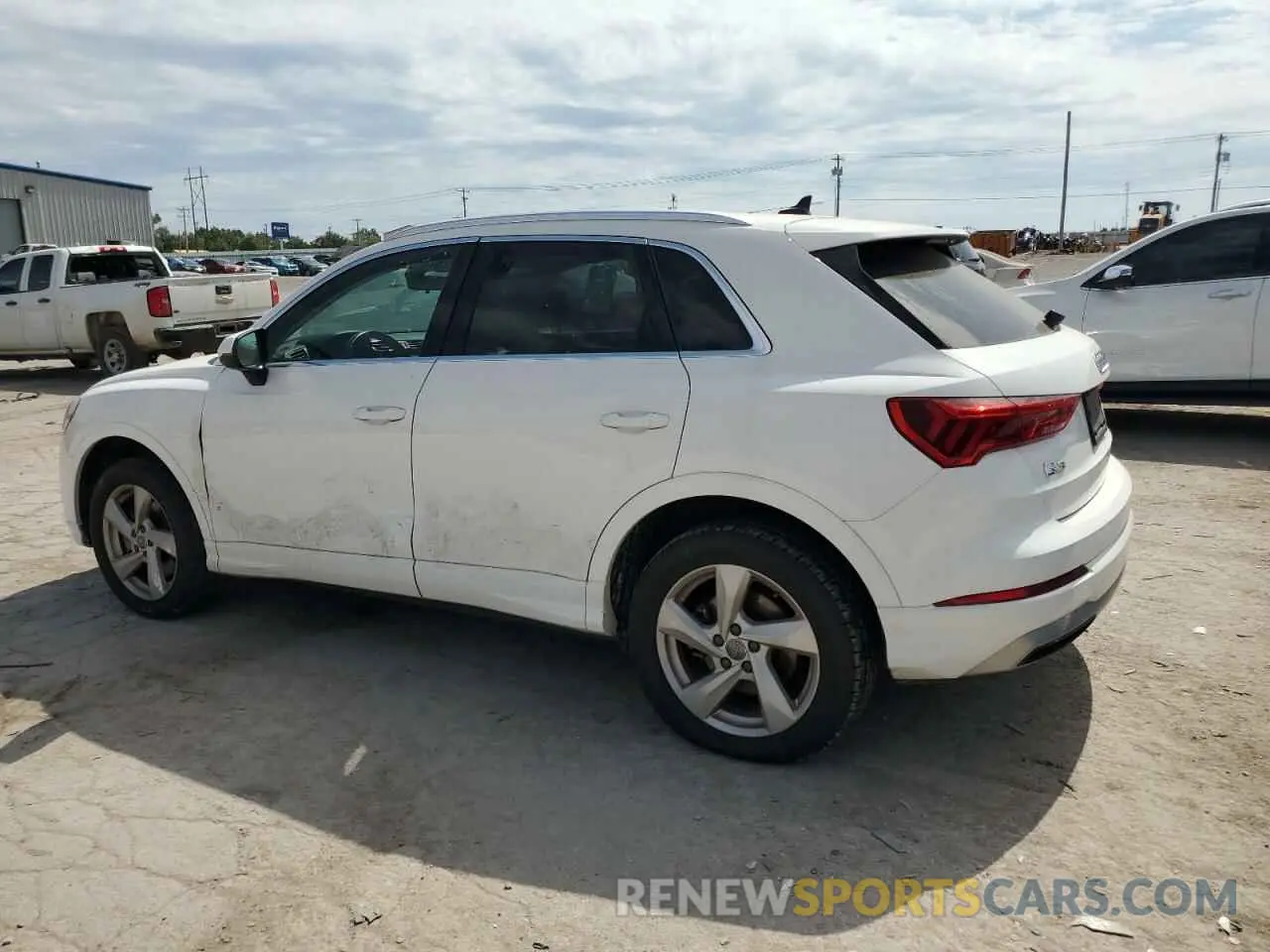 2 Photograph of a damaged car WA1AECF33L1031907 AUDI Q3 2020