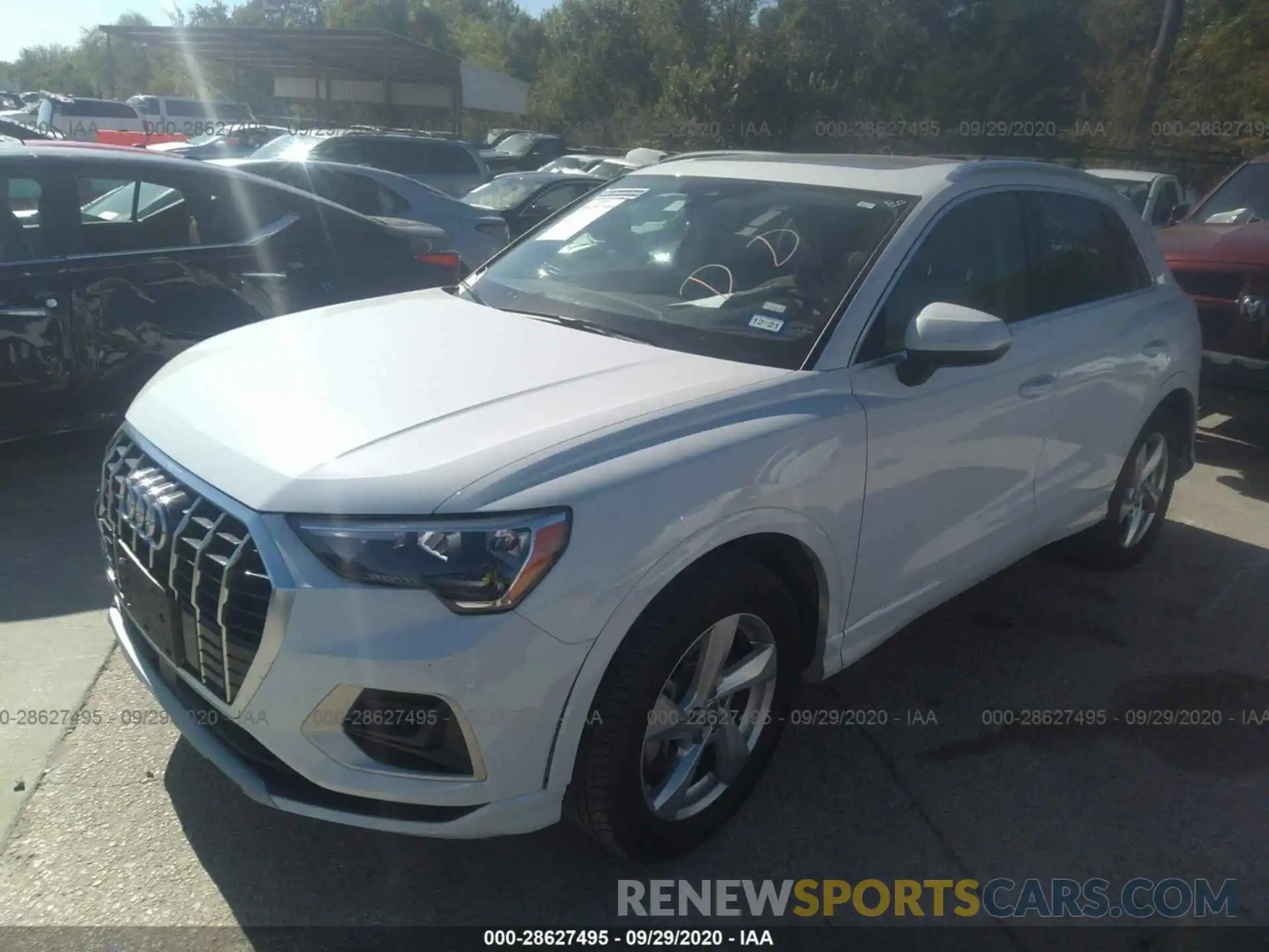 2 Photograph of a damaged car WA1AECF33L1055768 AUDI Q3 2020