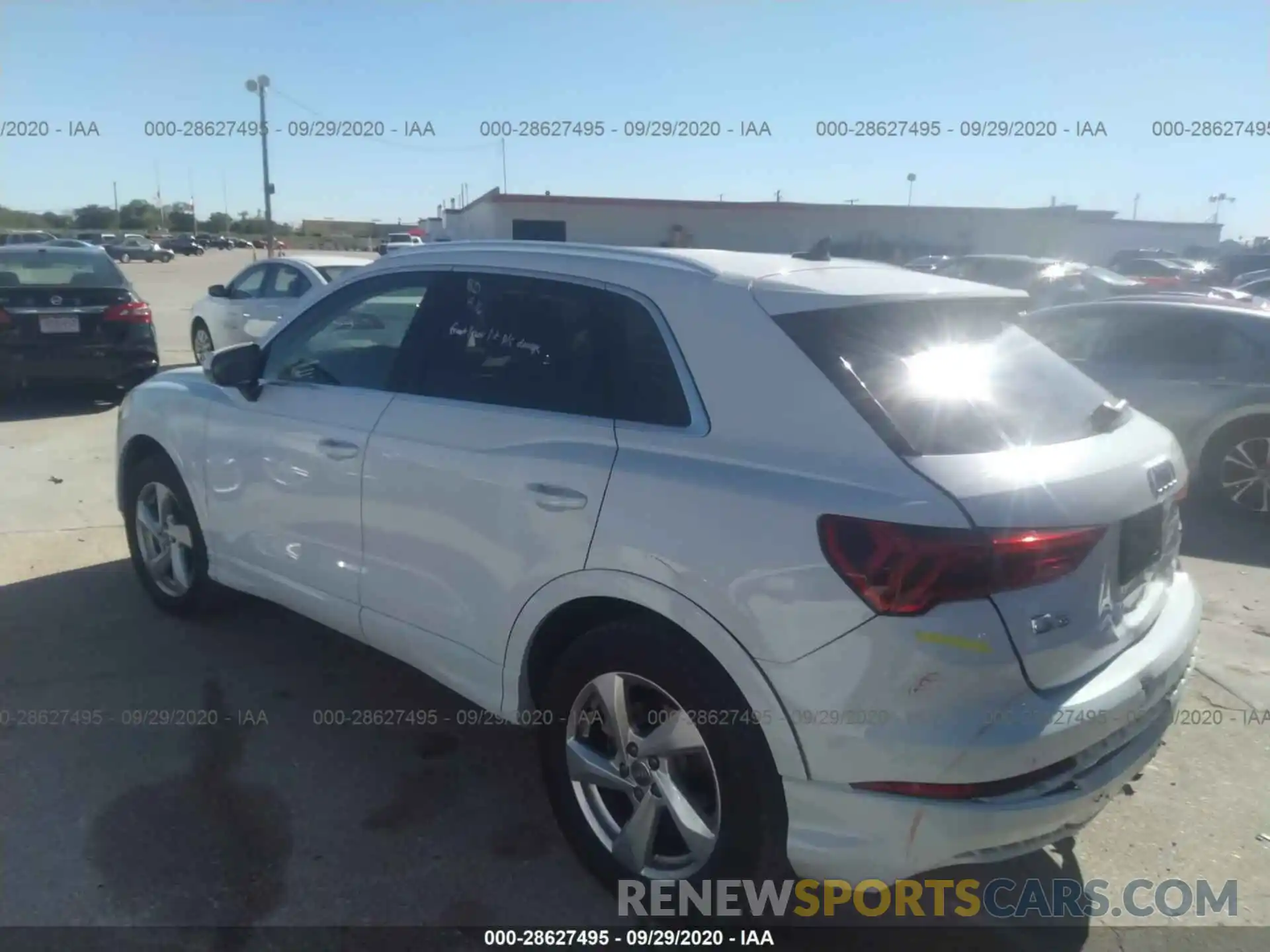 3 Photograph of a damaged car WA1AECF33L1055768 AUDI Q3 2020