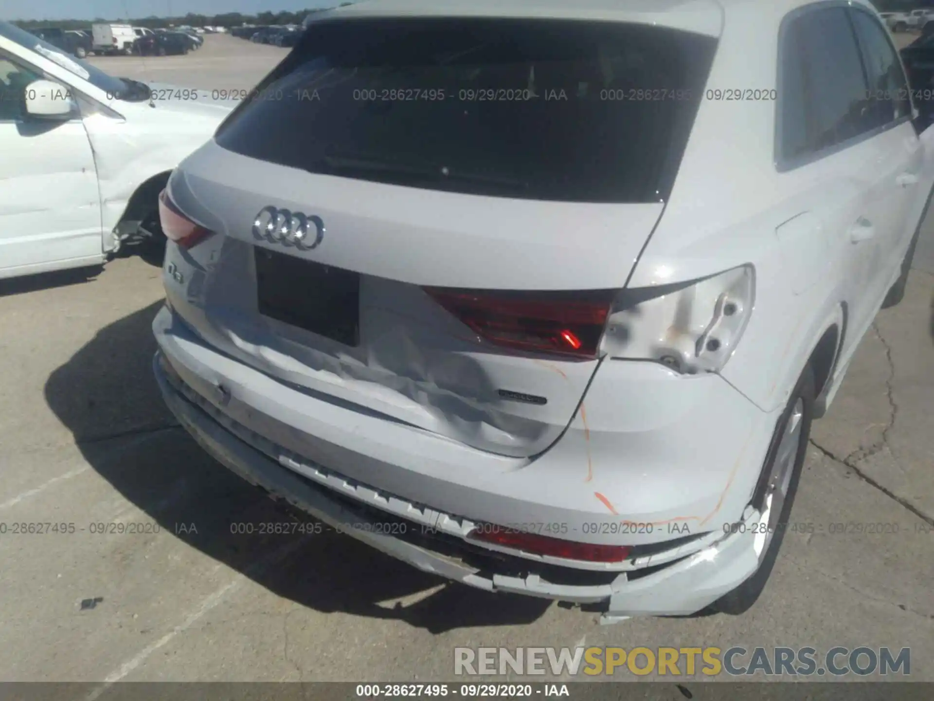 6 Photograph of a damaged car WA1AECF33L1055768 AUDI Q3 2020