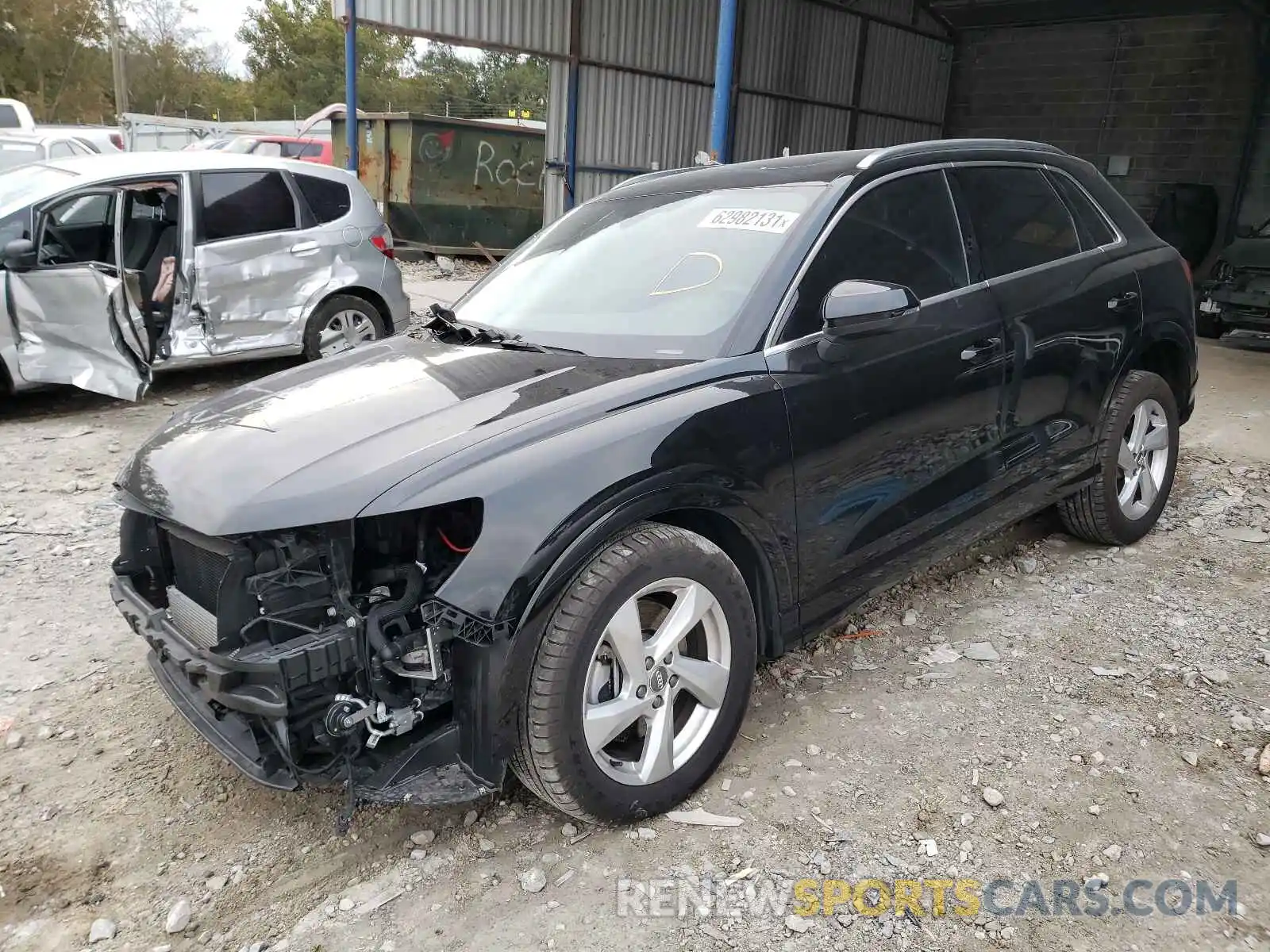 2 Photograph of a damaged car WA1AECF33L1072621 AUDI Q3 2020