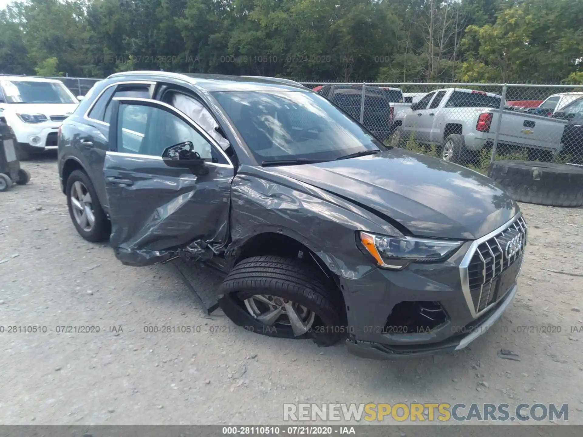 1 Photograph of a damaged car WA1AECF34L1021323 AUDI Q3 2020