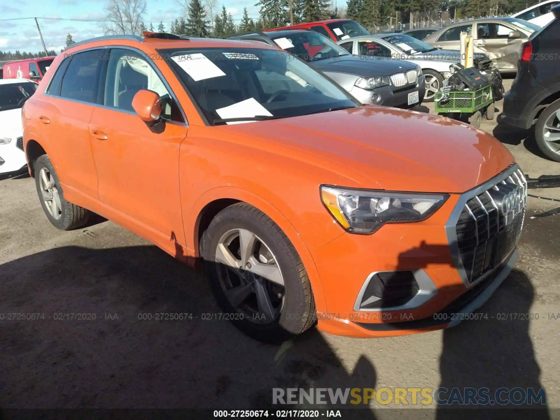 1 Photograph of a damaged car WA1AECF34L1036288 AUDI Q3 2020