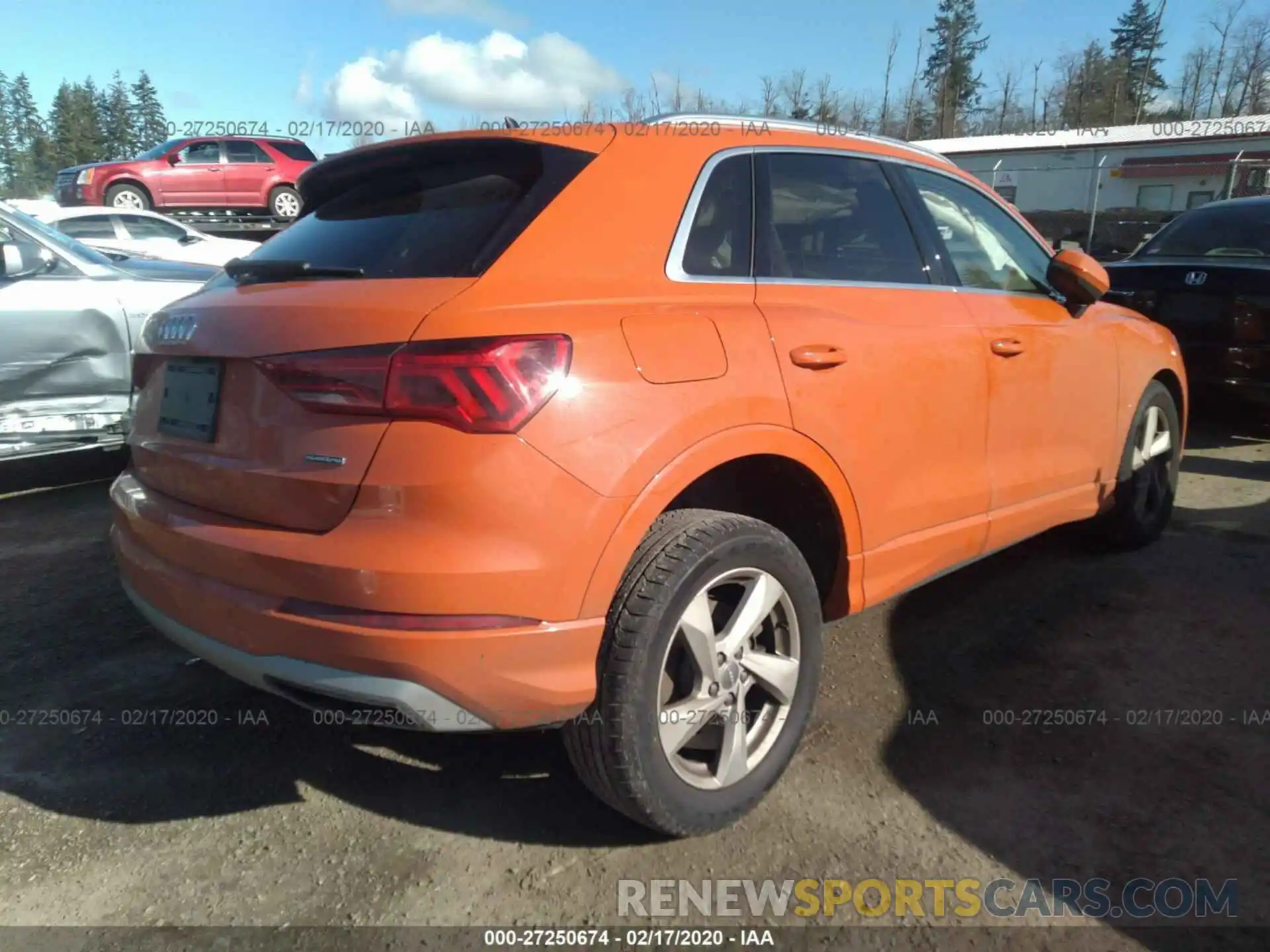 4 Photograph of a damaged car WA1AECF34L1036288 AUDI Q3 2020