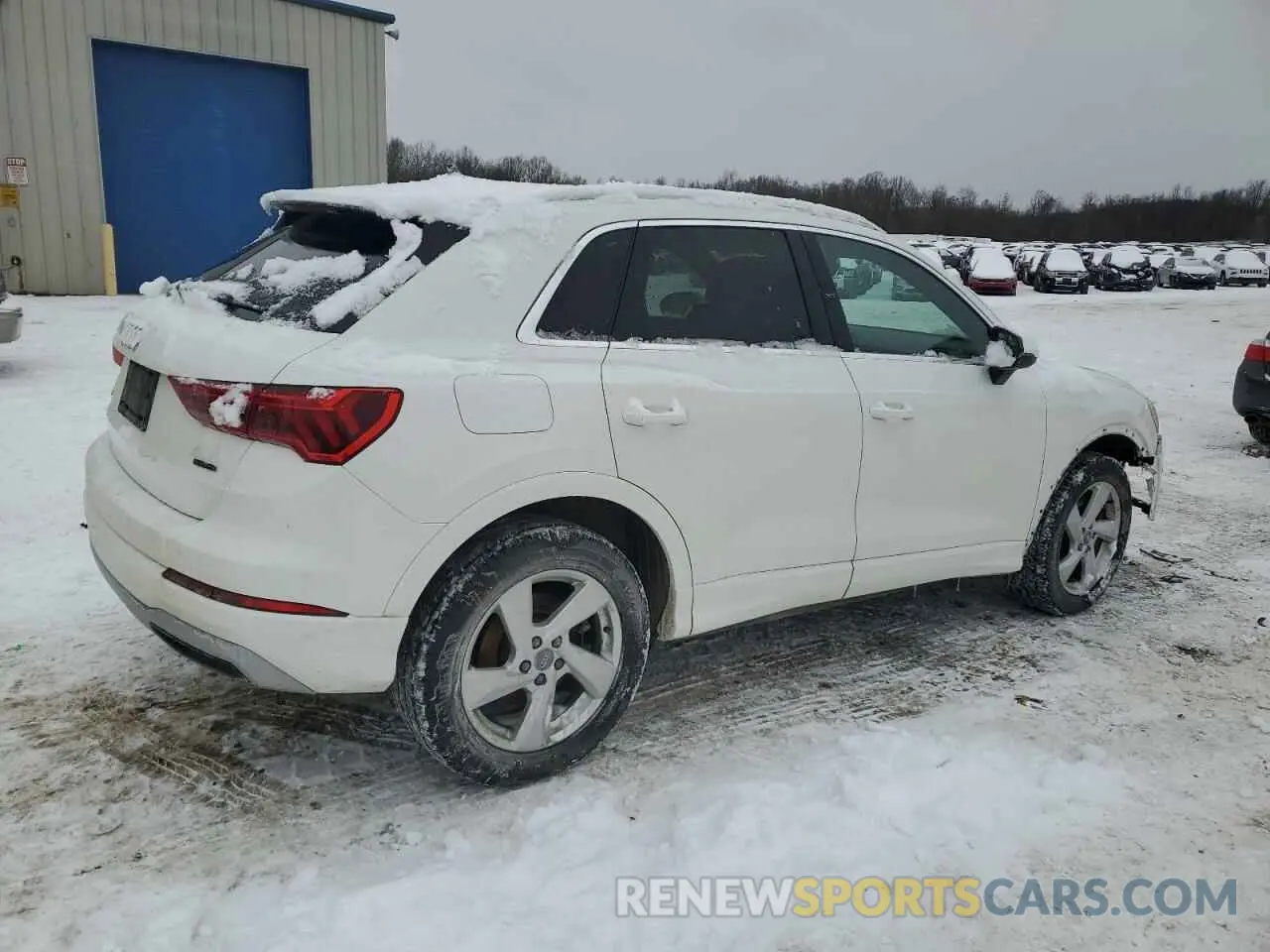 3 Photograph of a damaged car WA1AECF34L1038039 AUDI Q3 2020