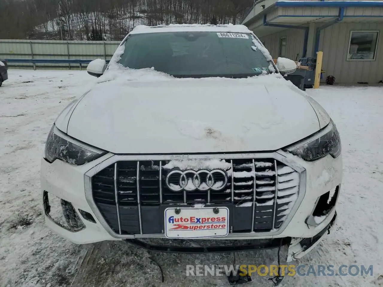 5 Photograph of a damaged car WA1AECF34L1038039 AUDI Q3 2020