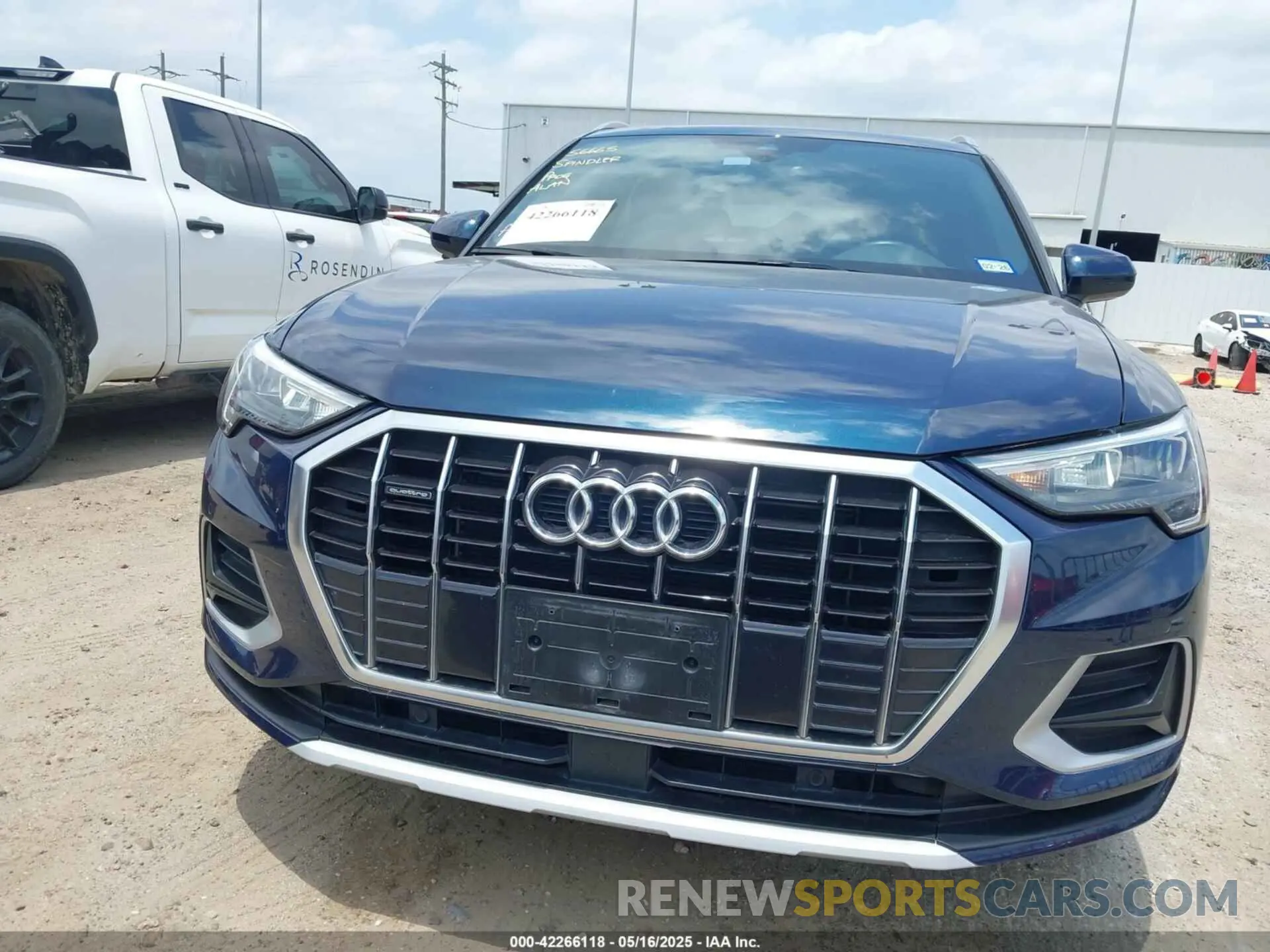 13 Photograph of a damaged car WA1AECF34L1104864 AUDI Q3 2020