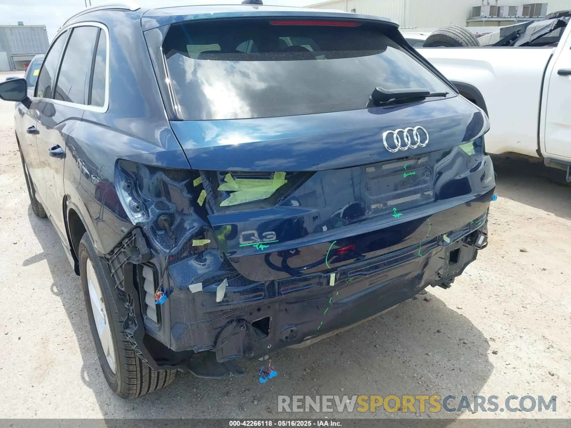 6 Photograph of a damaged car WA1AECF34L1104864 AUDI Q3 2020