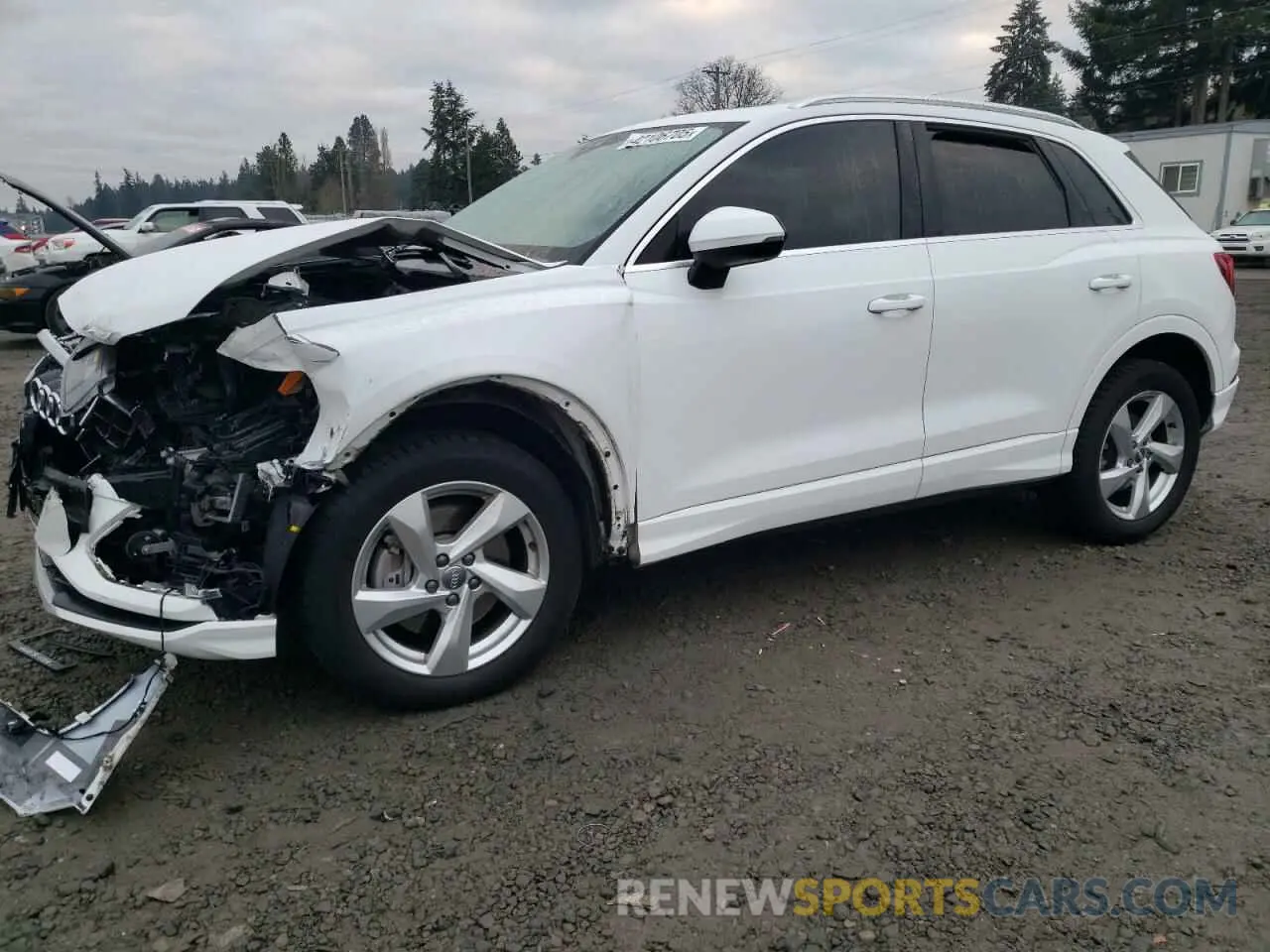 1 Photograph of a damaged car WA1AECF34L1105805 AUDI Q3 2020