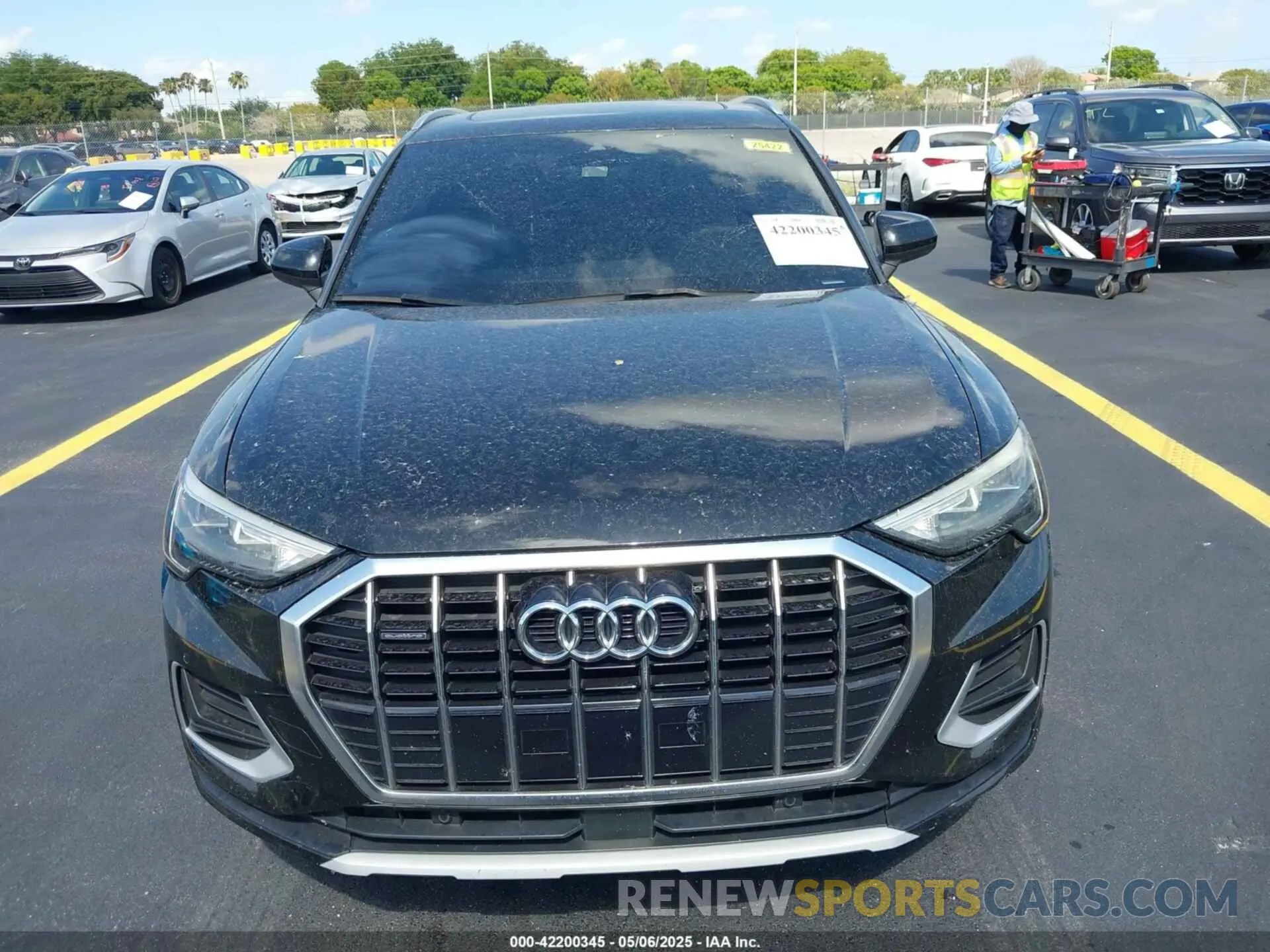 12 Photograph of a damaged car WA1AECF35L1021332 AUDI Q3 2020